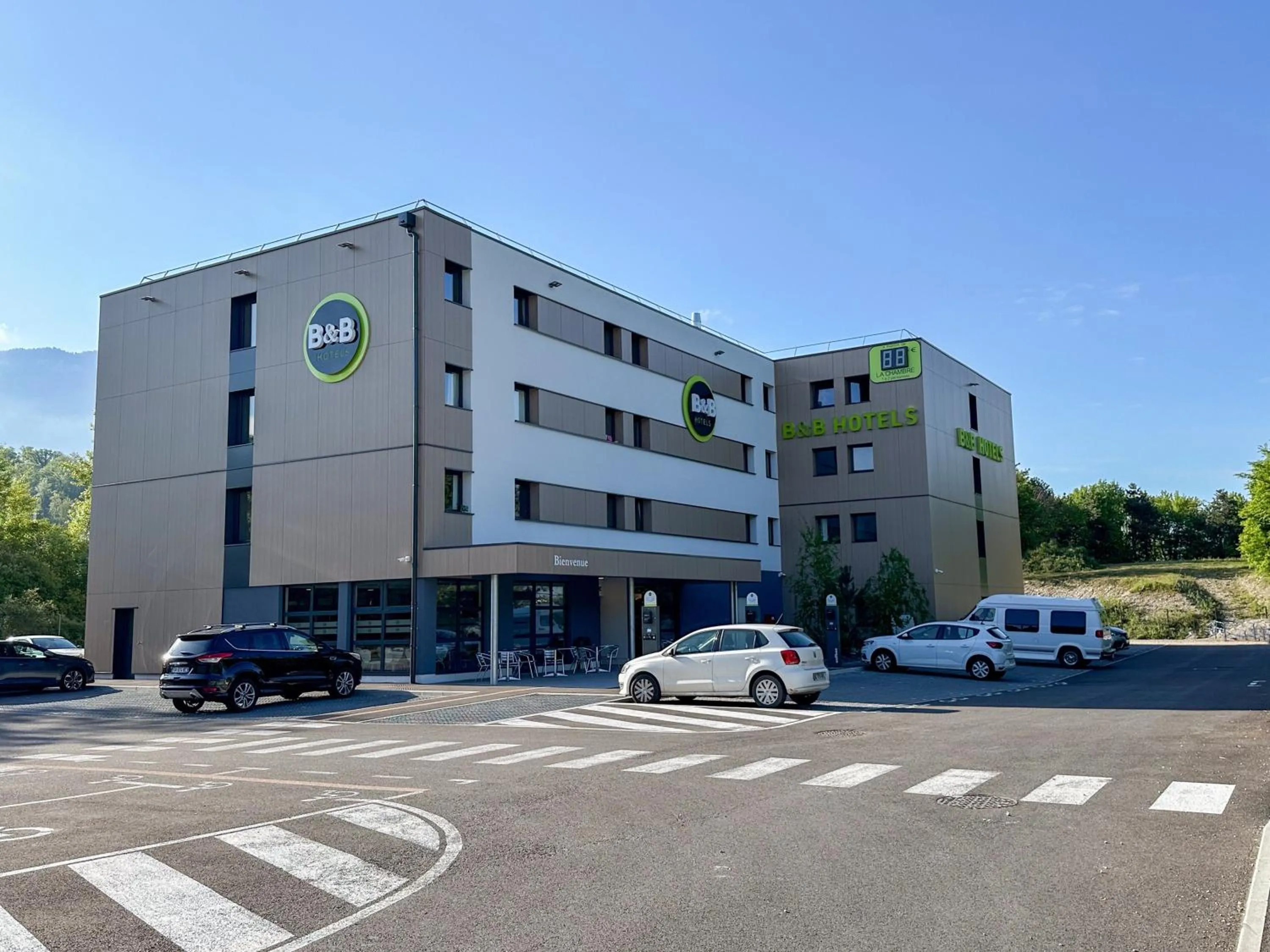 Property building in B&B HOTEL Aix-les-Bains