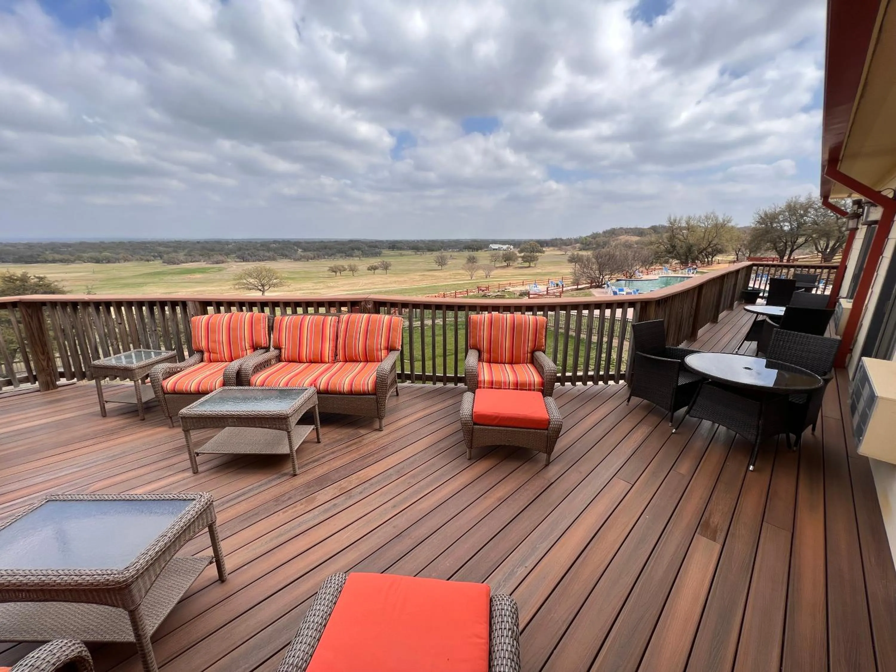 Balcony/Terrace in The Hideout Golf Club & Resort