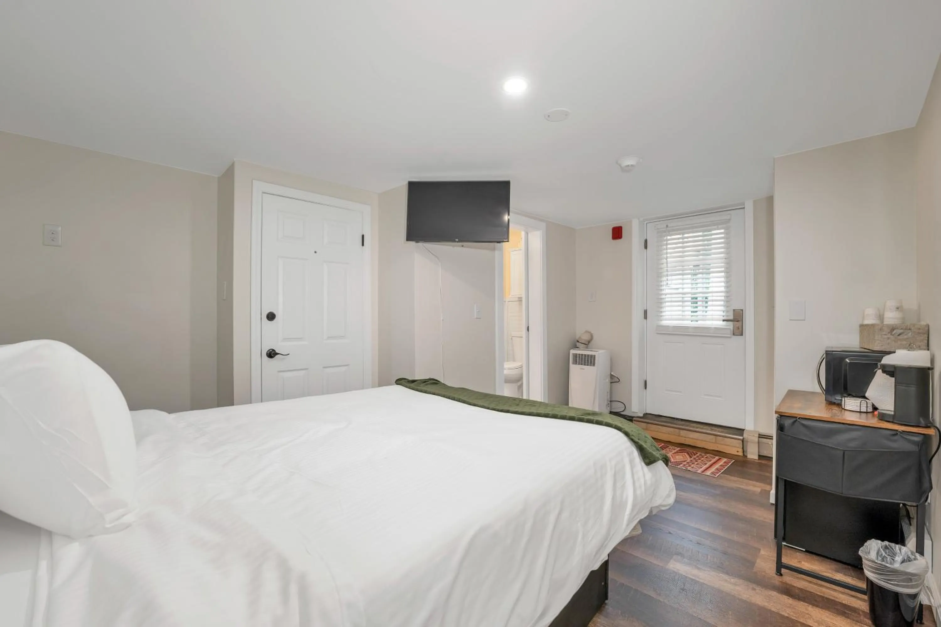 TV and multimedia, Bed in The Inn & More