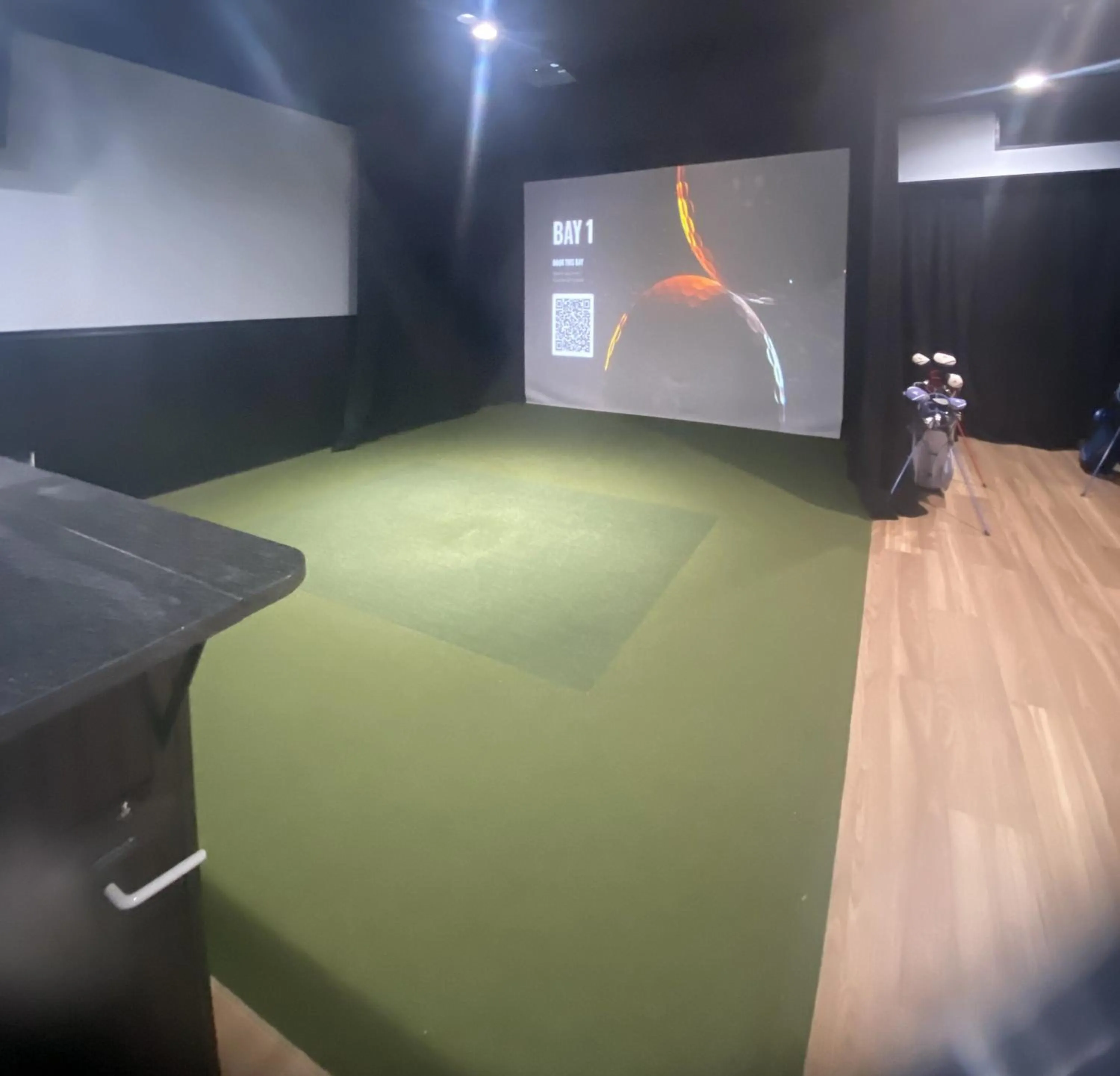 Golfcourse in HomeTowne Studios by Red Roof Painted Post