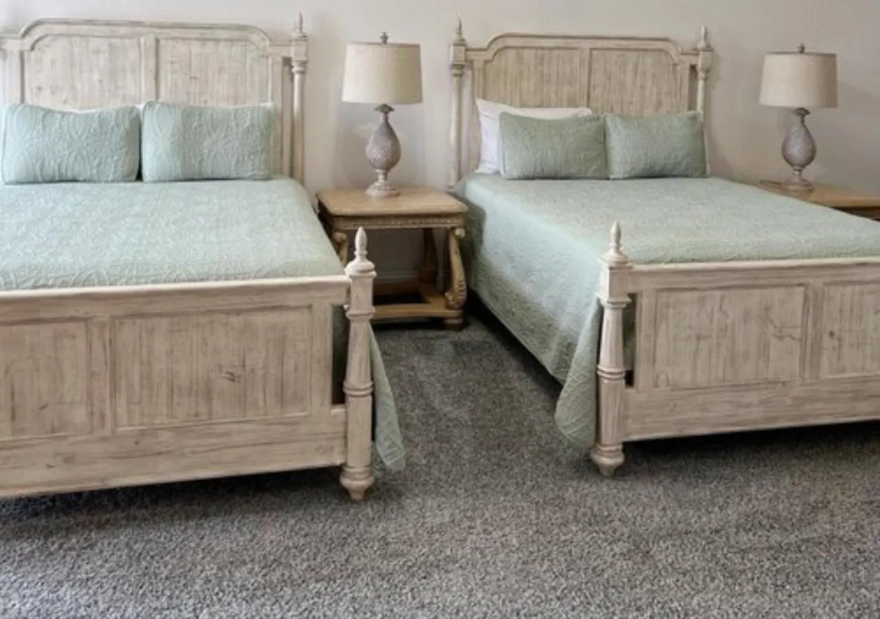 Bedroom in Whitestone Inn