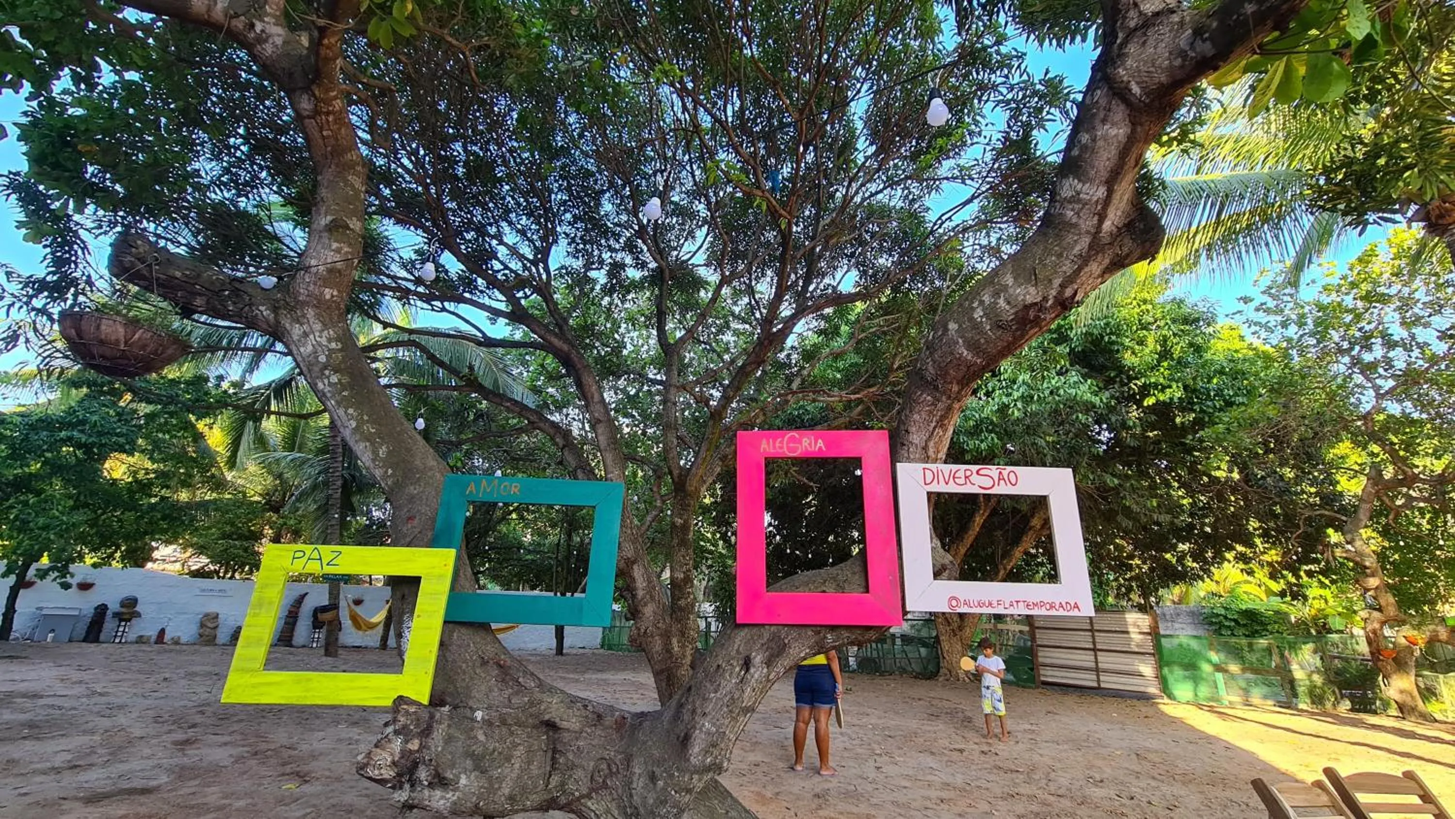 People in Porto Vila by AFT