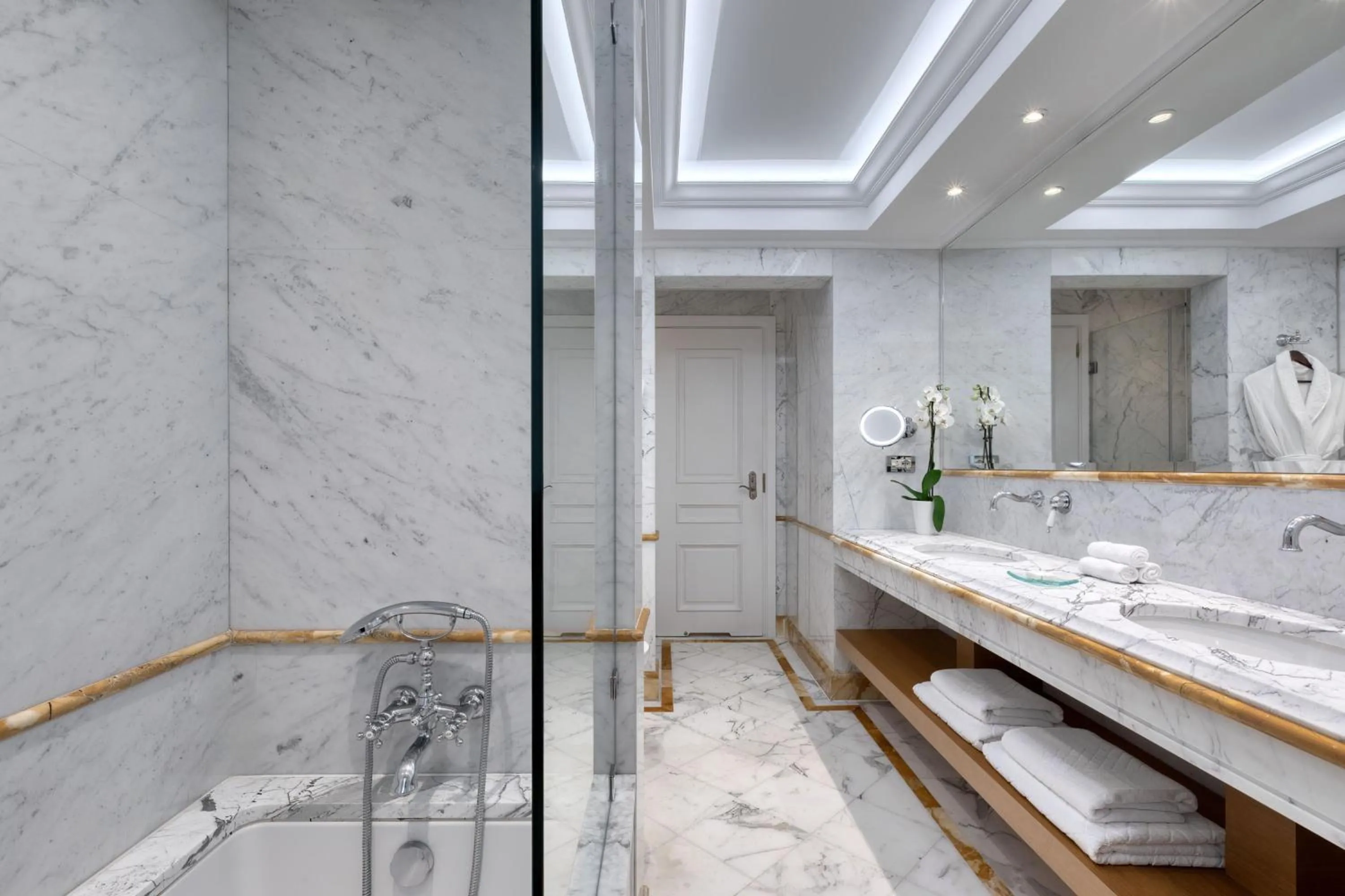 Bathroom in King George, a Luxury Collection Hotel, Athens