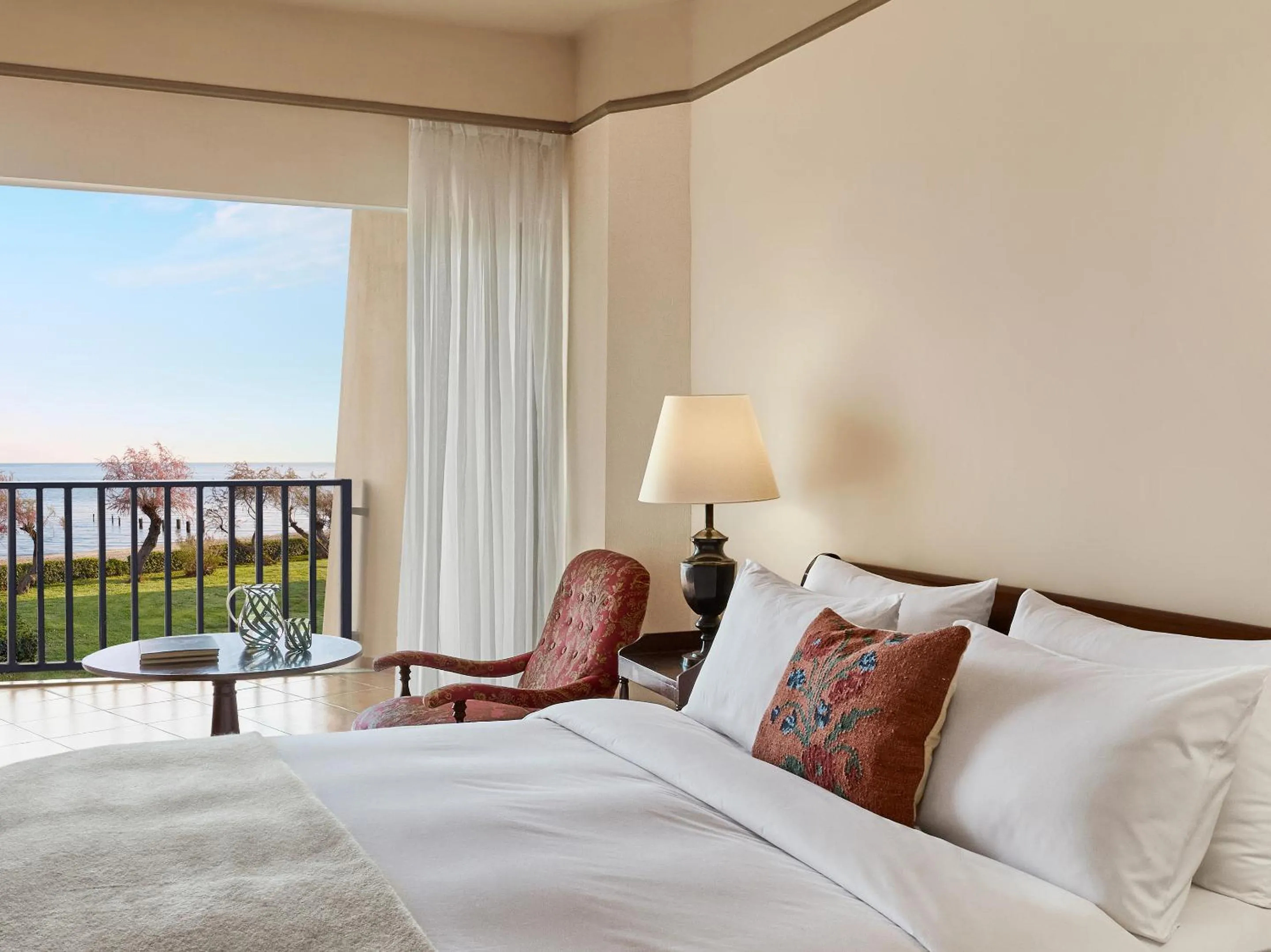 Bed in Grecotel Egnatia