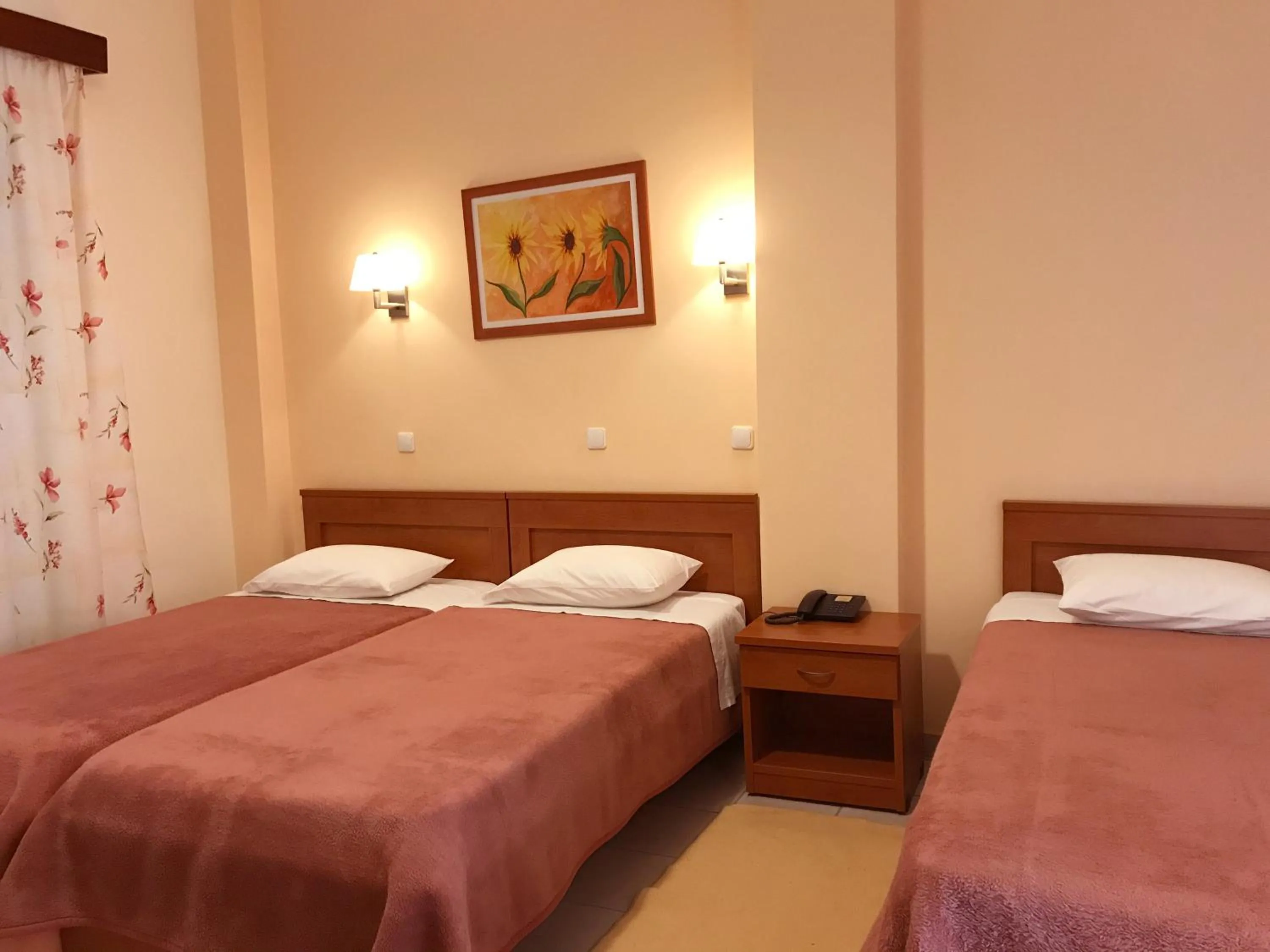 Bedroom, Bed in Hotel Kronio