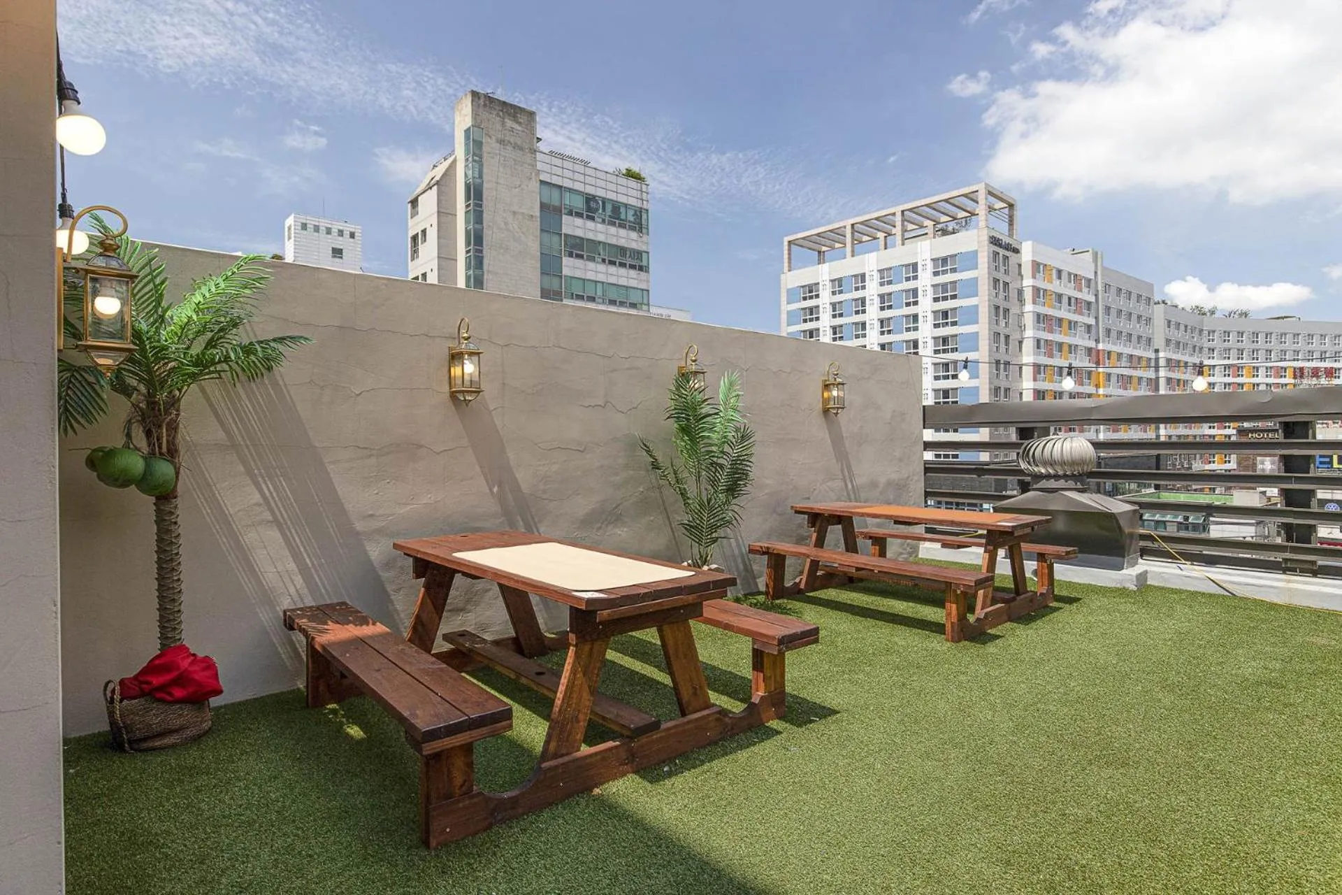 Property building in Hotel Ippda Gumdan