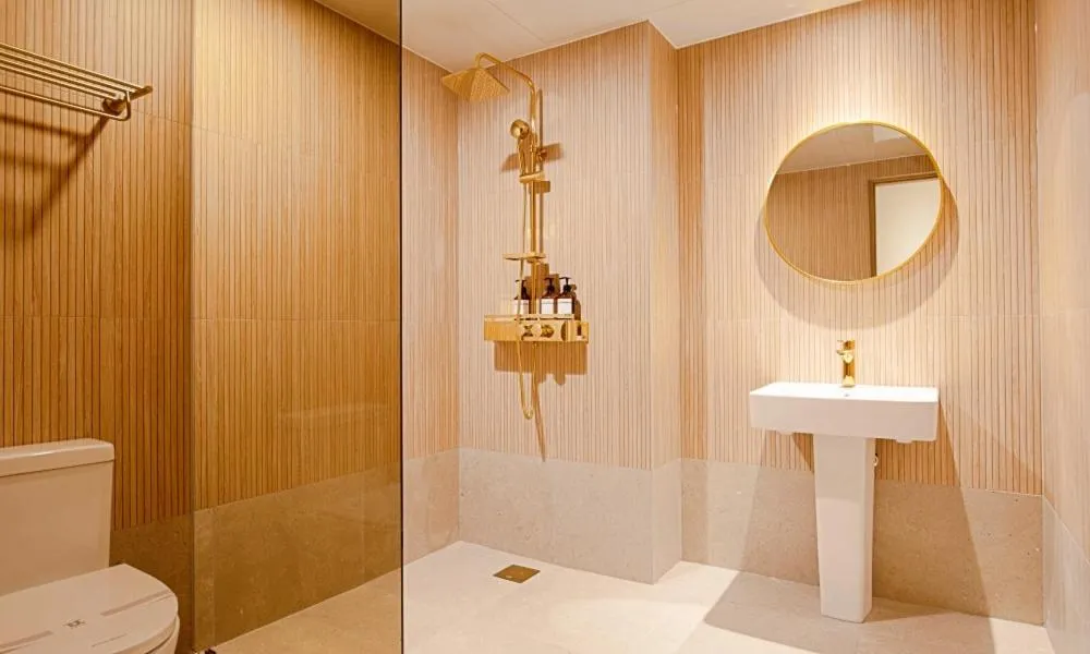 Shower in Hotel Ippda Gumdan