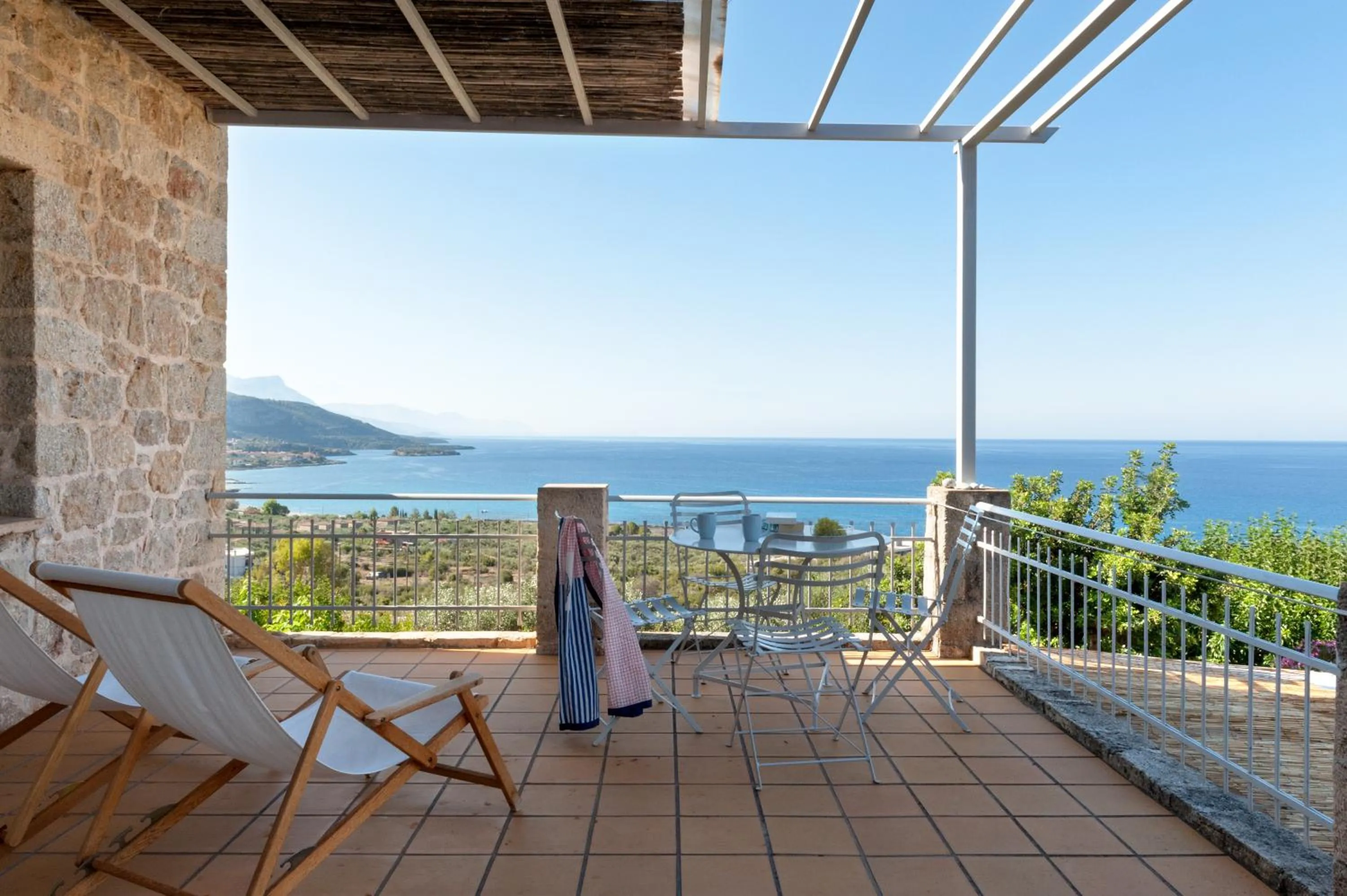 Balcony/Terrace in Notos Hotel Kardamili