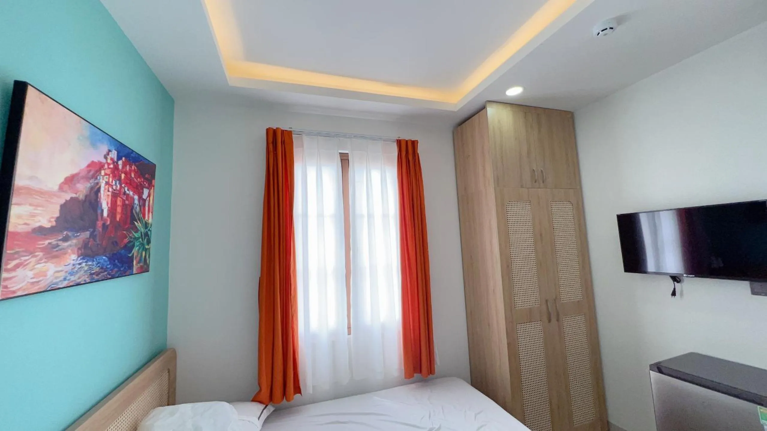 Communal lounge/ TV room in Rova Hotel Sunset Town Phu Quoc