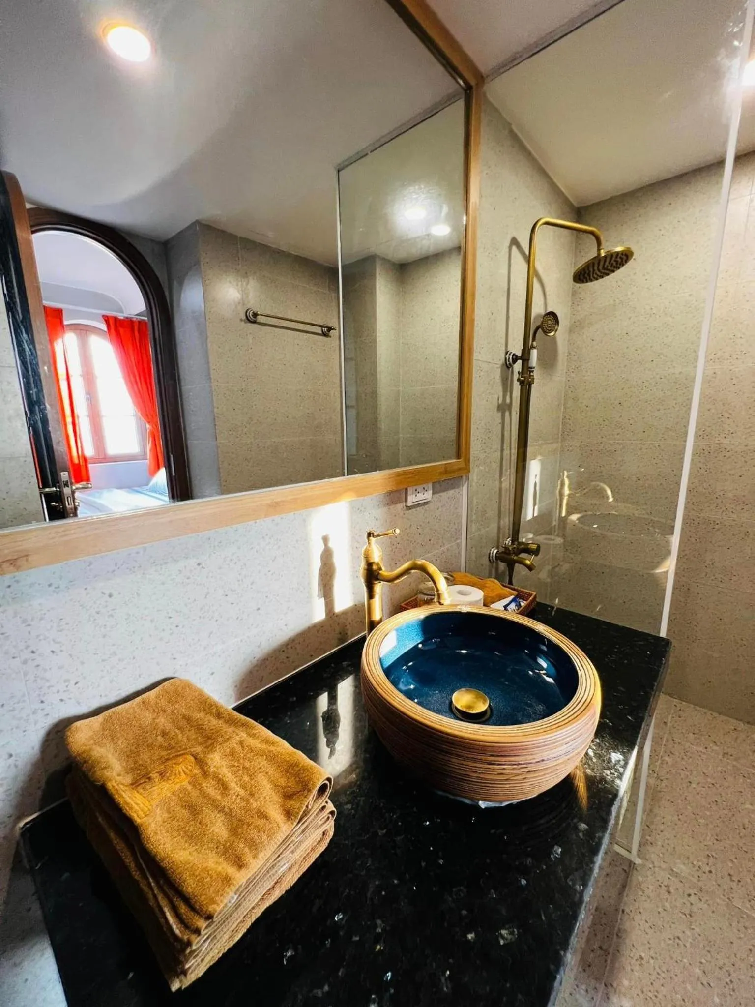 Bathroom in Rova Hotel Sunset Town Phu Quoc