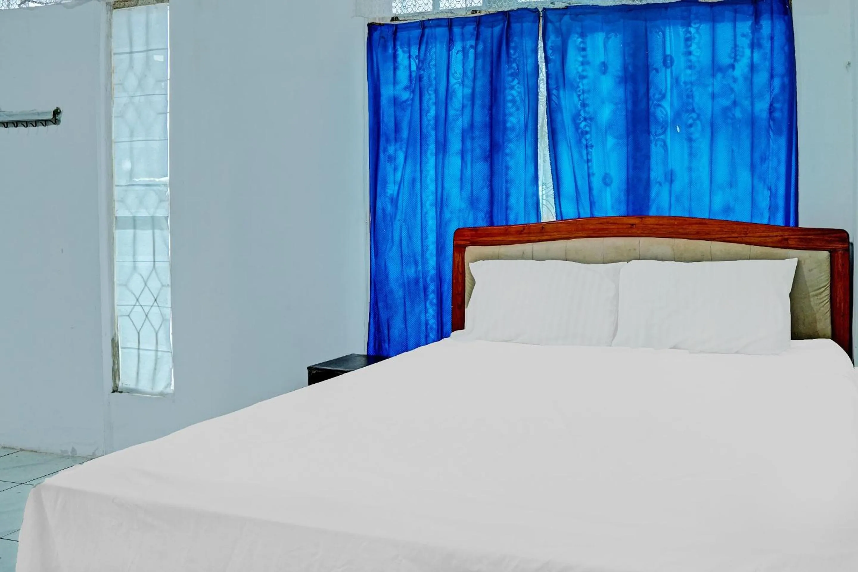 Bedroom, Bed in Hotel O Kost Axcel