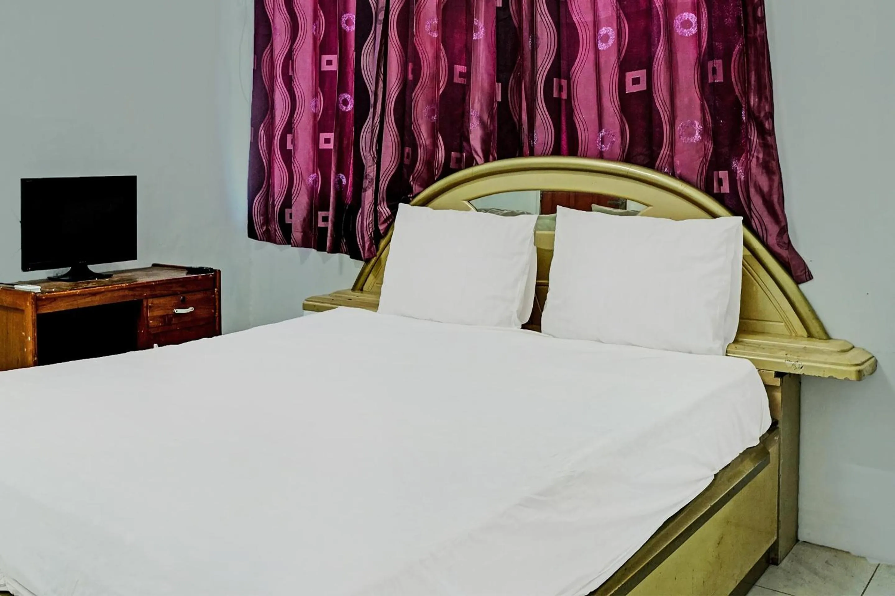 Bedroom, Bed in Hotel O Kost Axcel