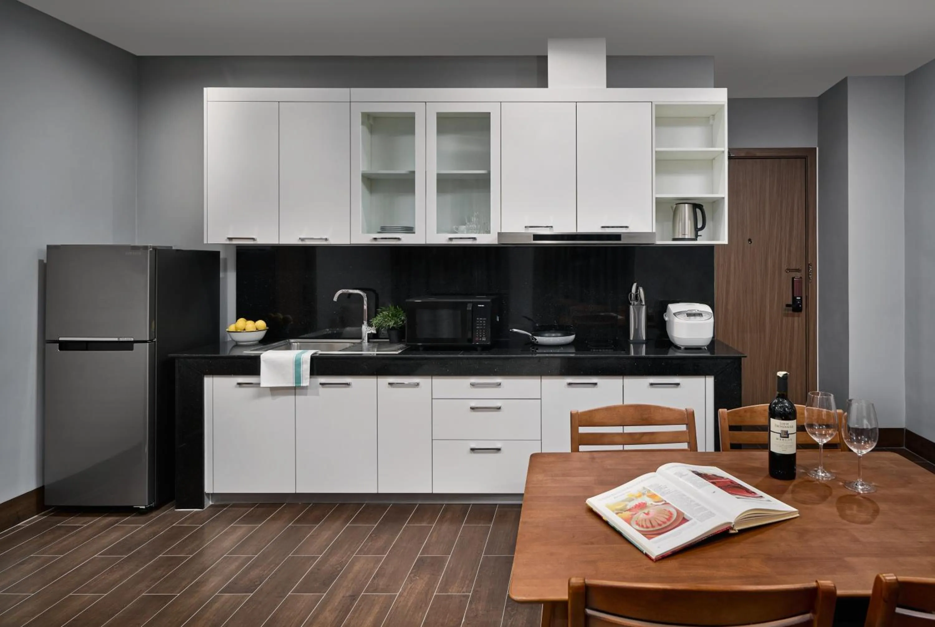 Kitchen or kitchenette in BIJOU Serviced Residence