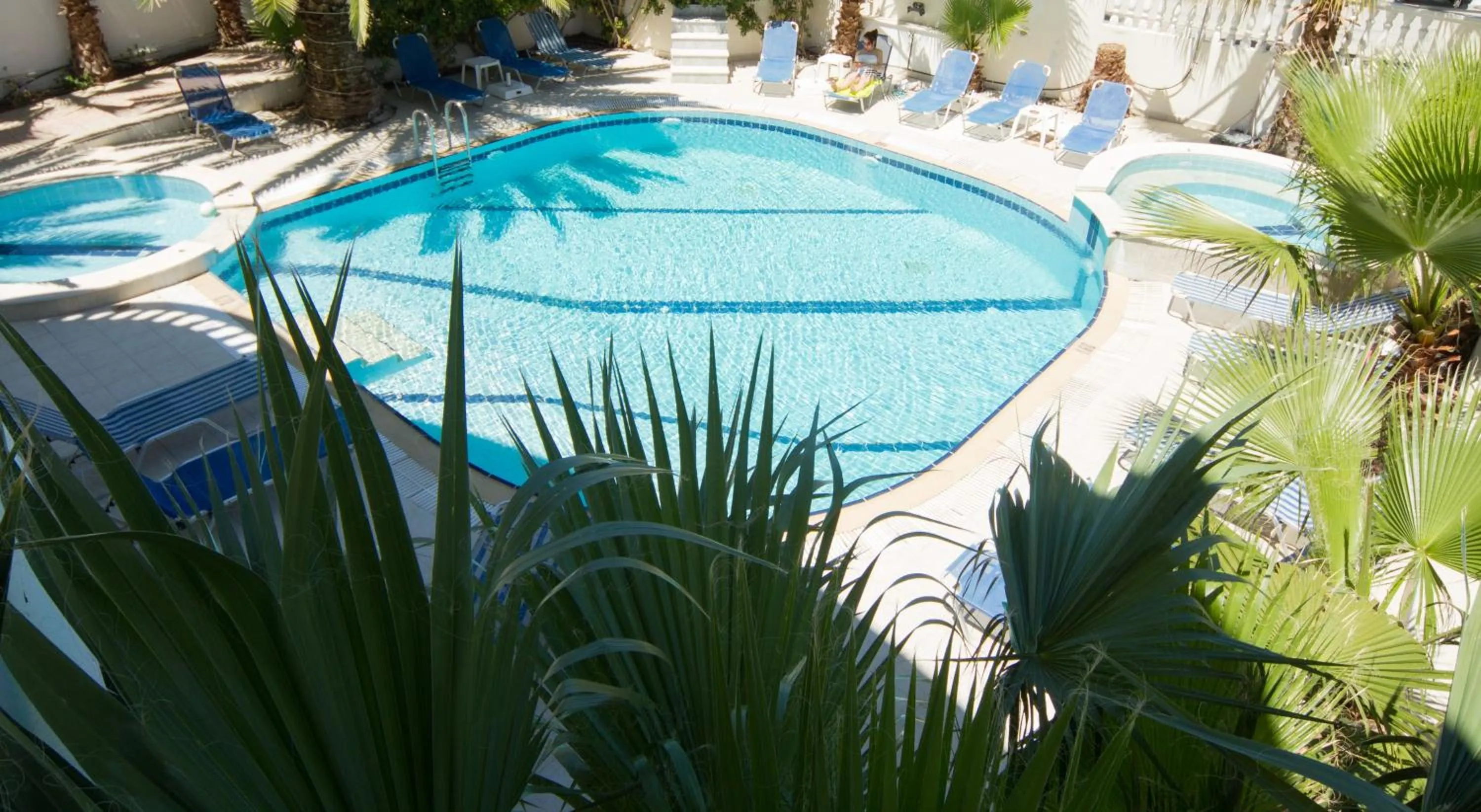 Day in White Palace Studios