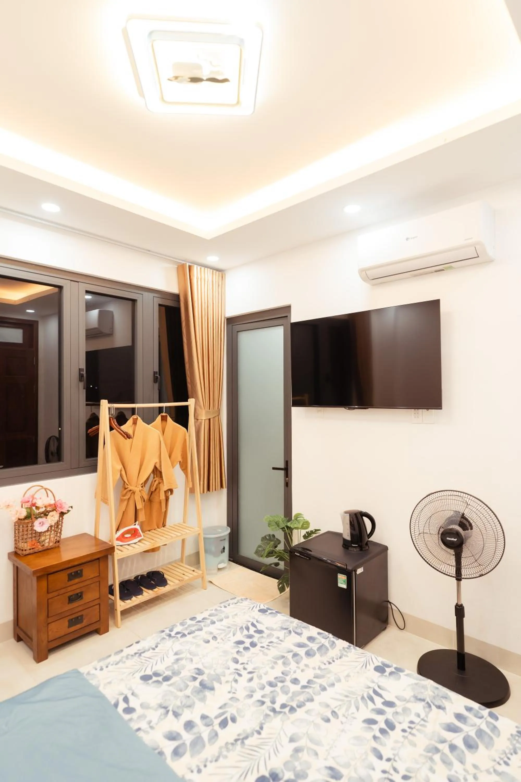 Bedroom, Bed in The Sophia Apartment - Thao Dien Central