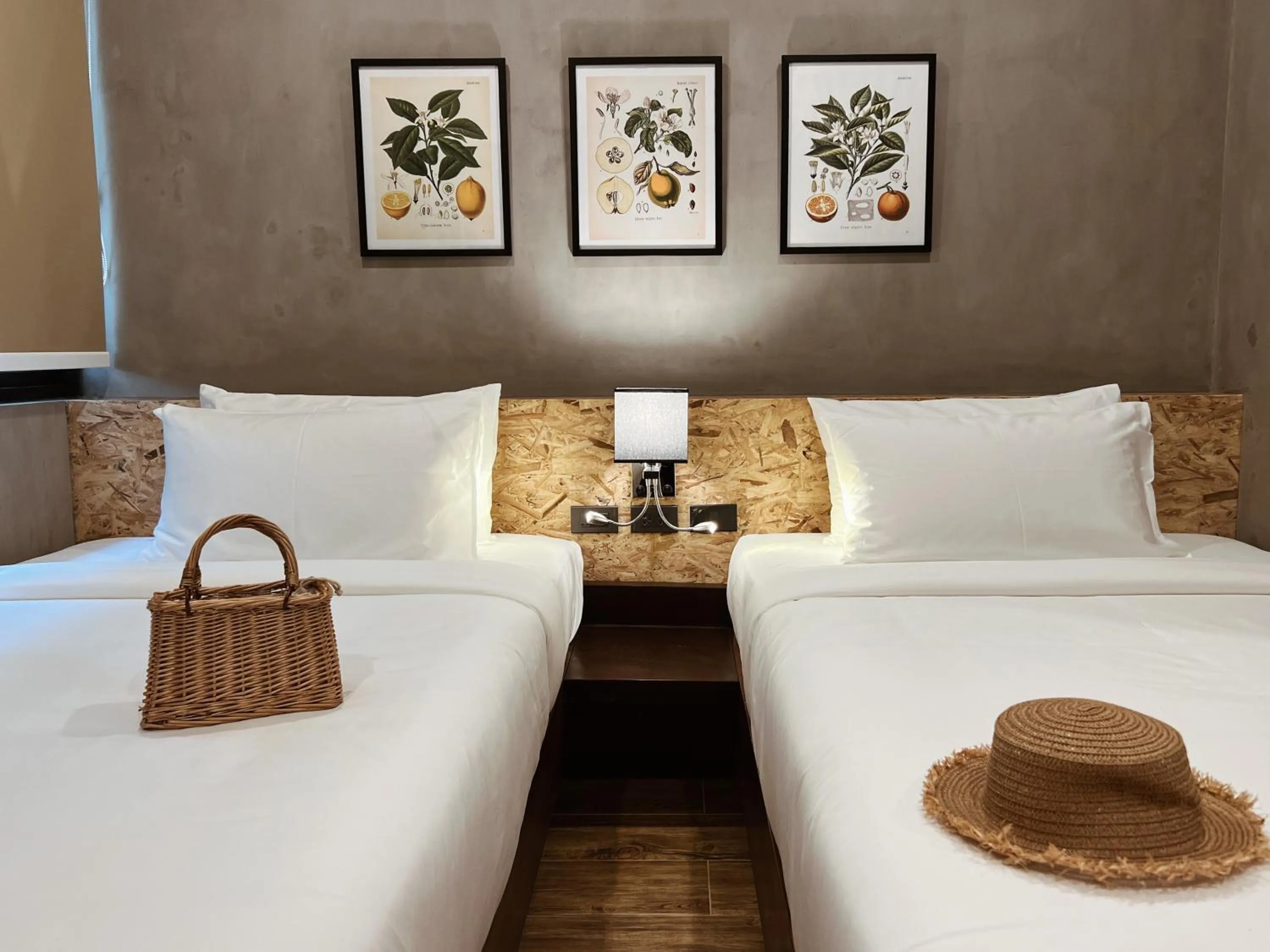 Bed in Hotel Dumaguete