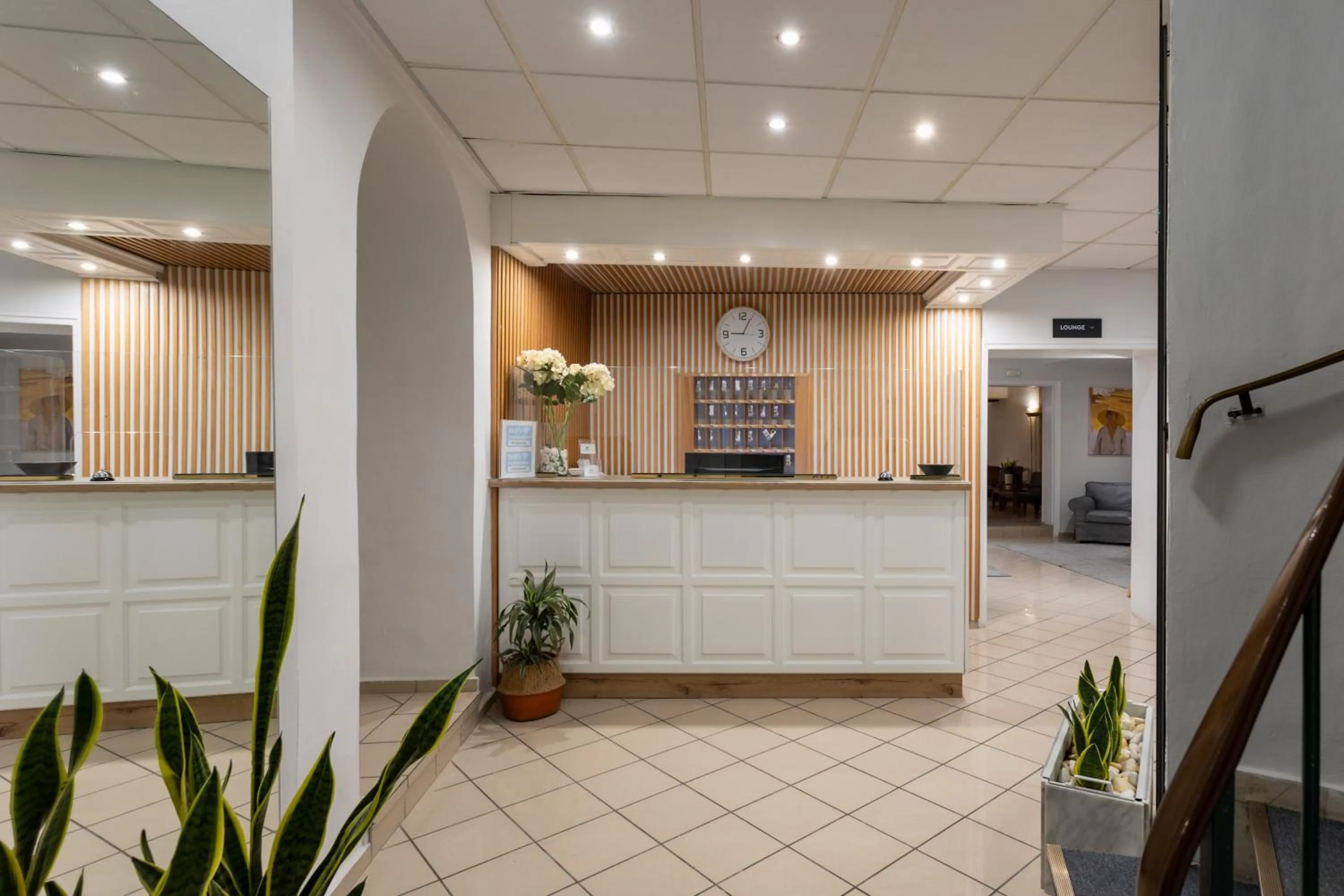 Lobby or reception in Hotel Bretagne