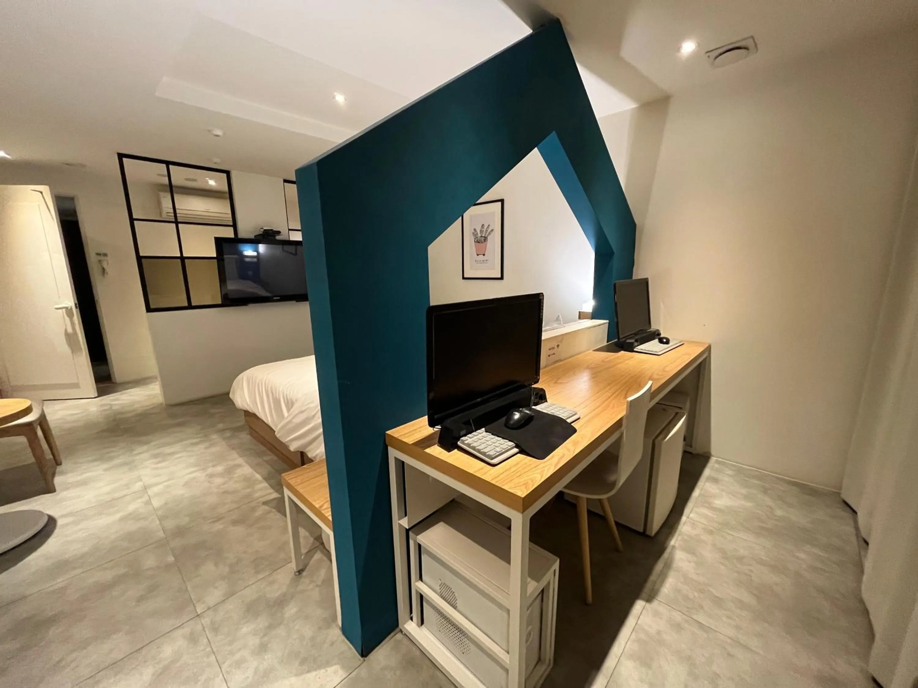 Hotel Yaja Hwajeong Station