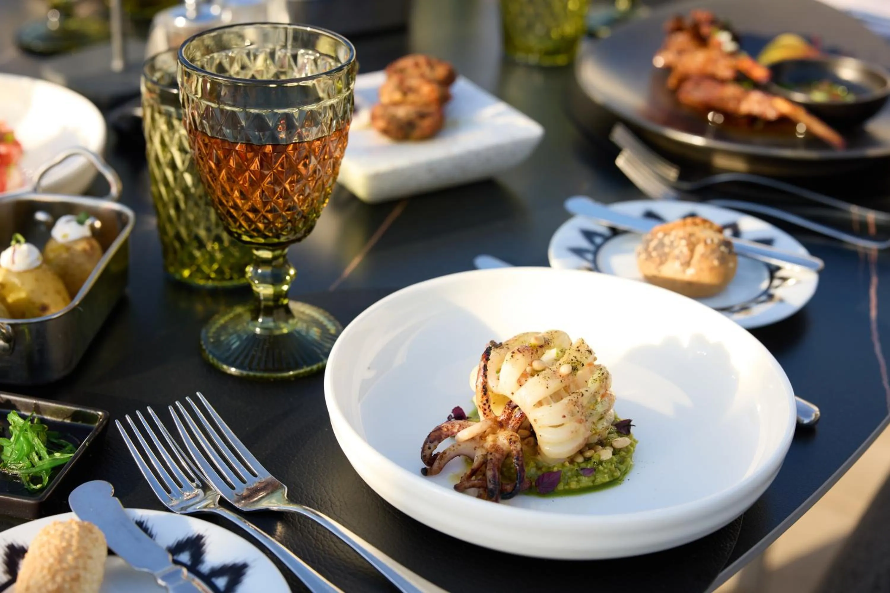 Restaurant/places to eat in Divani Palace Acropolis