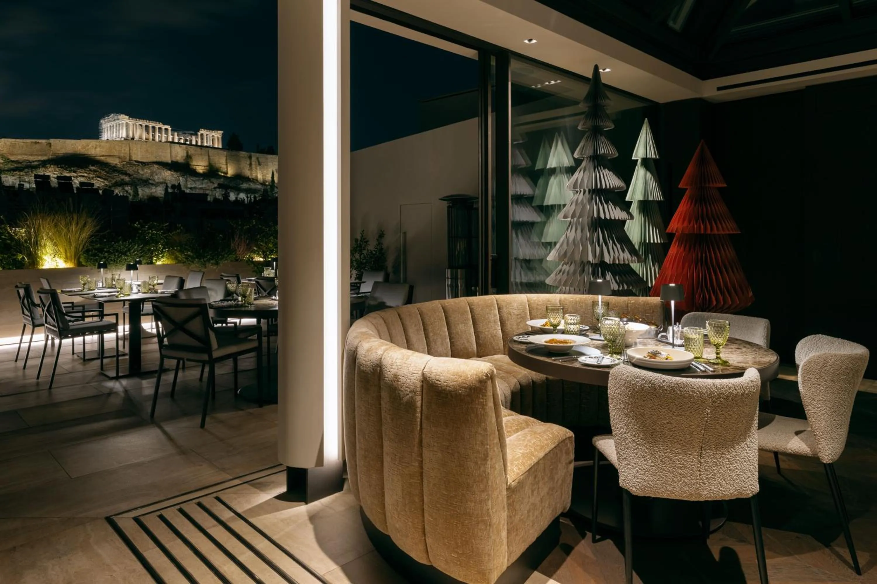 Restaurant/places to eat in Divani Palace Acropolis