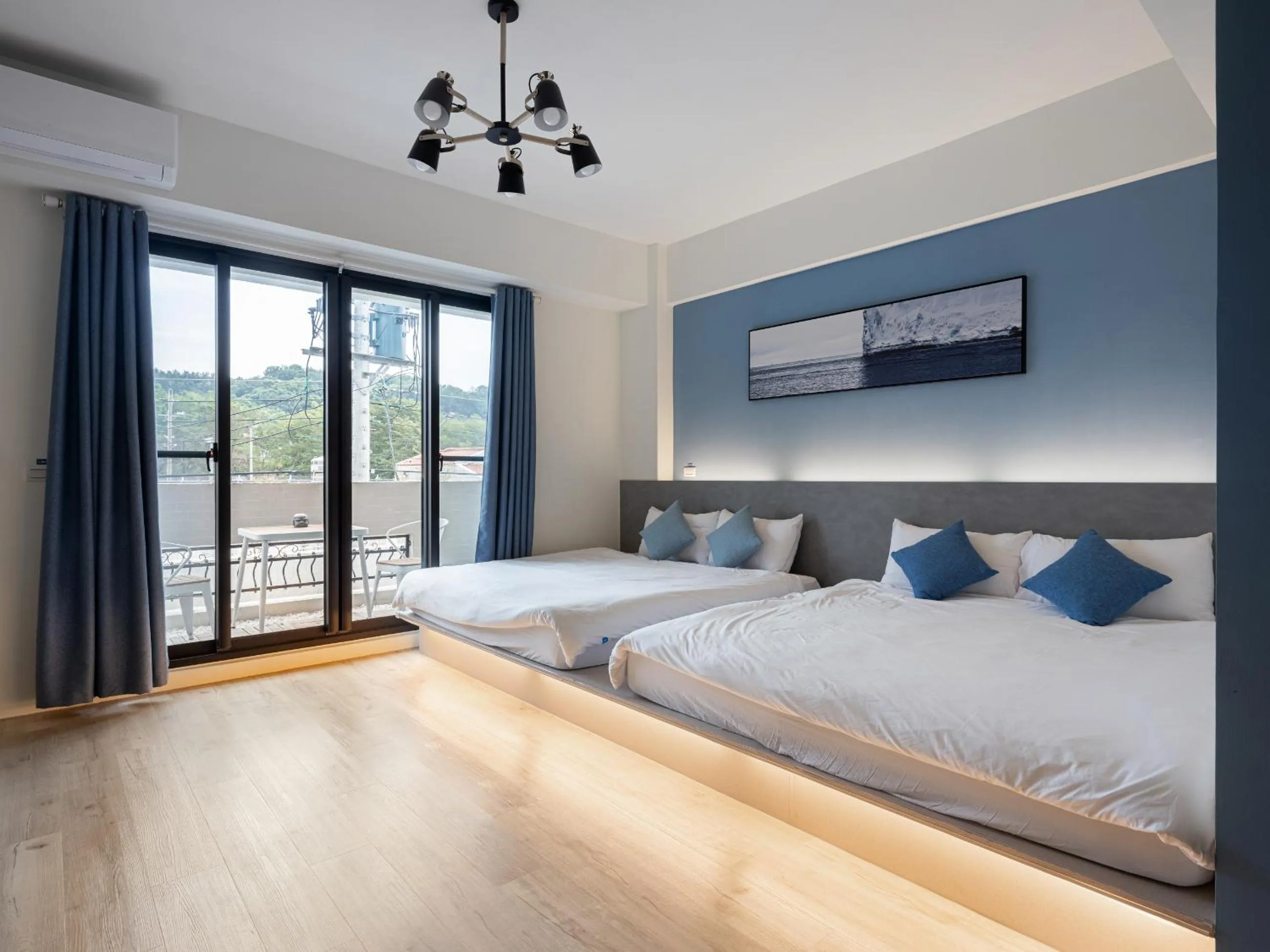 Bed in Yujing Nu Time