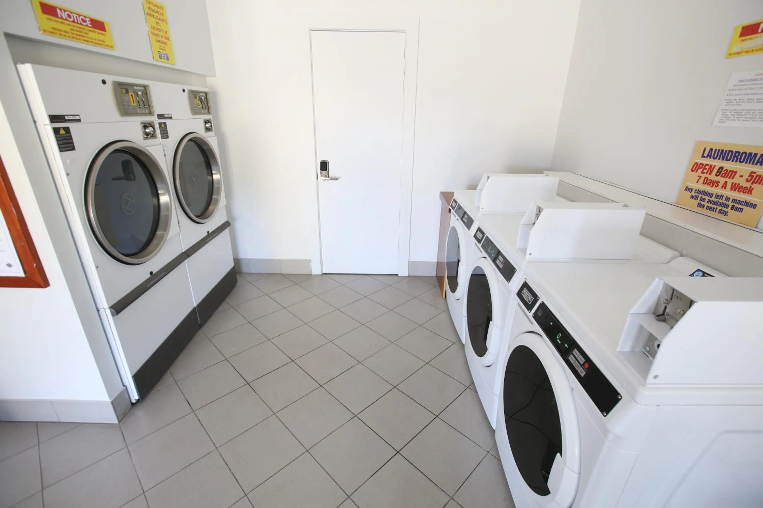 laundry in Port Lincoln Villas