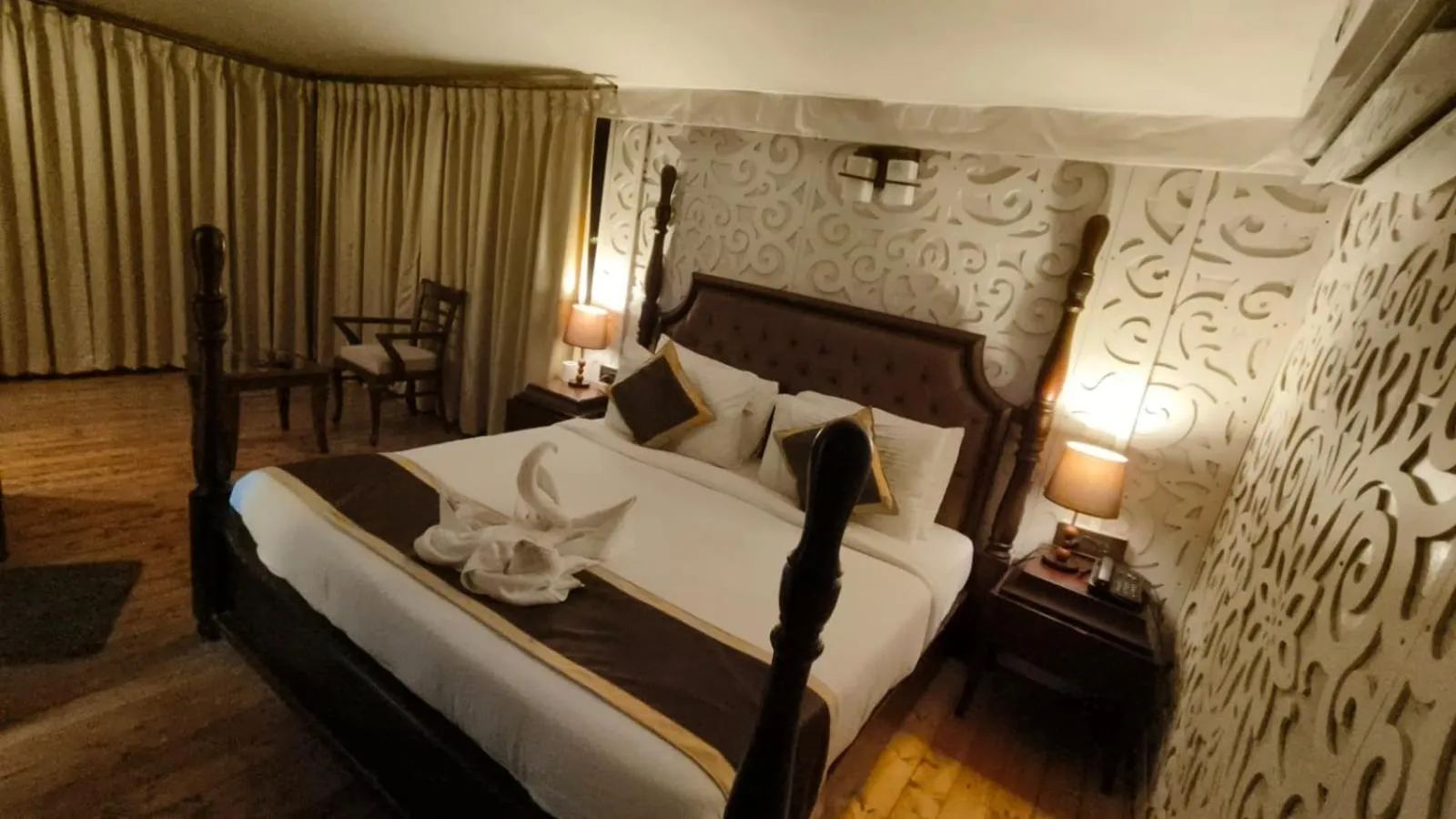 Bed in Luxury Amar Tree Resort