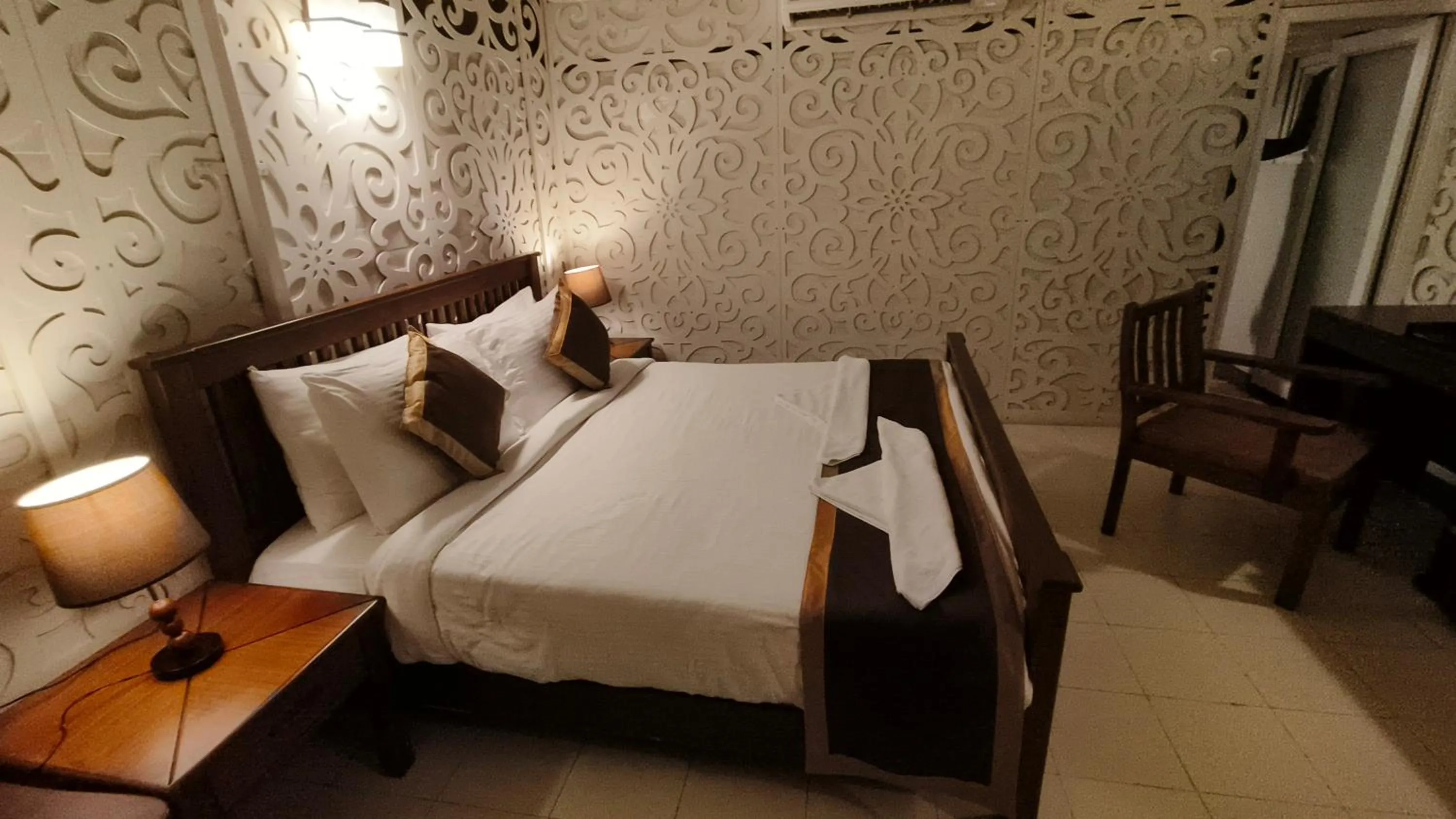 Bed in Luxury Amar Tree Resort