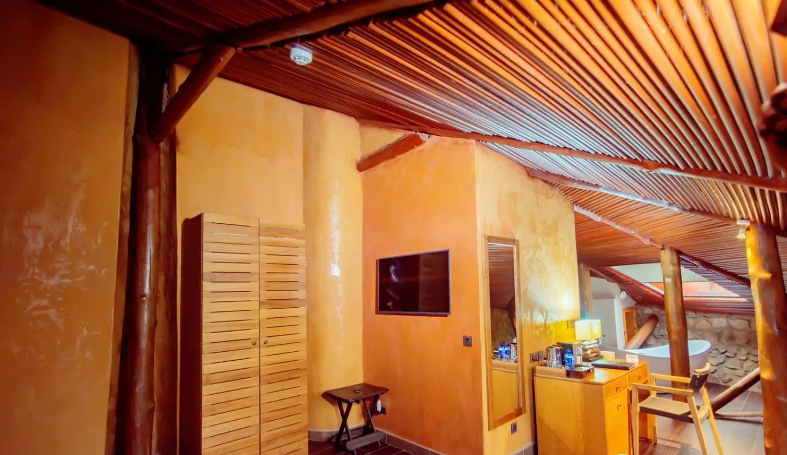 Shower in Trois Ore Residences & Green Earth Bistro