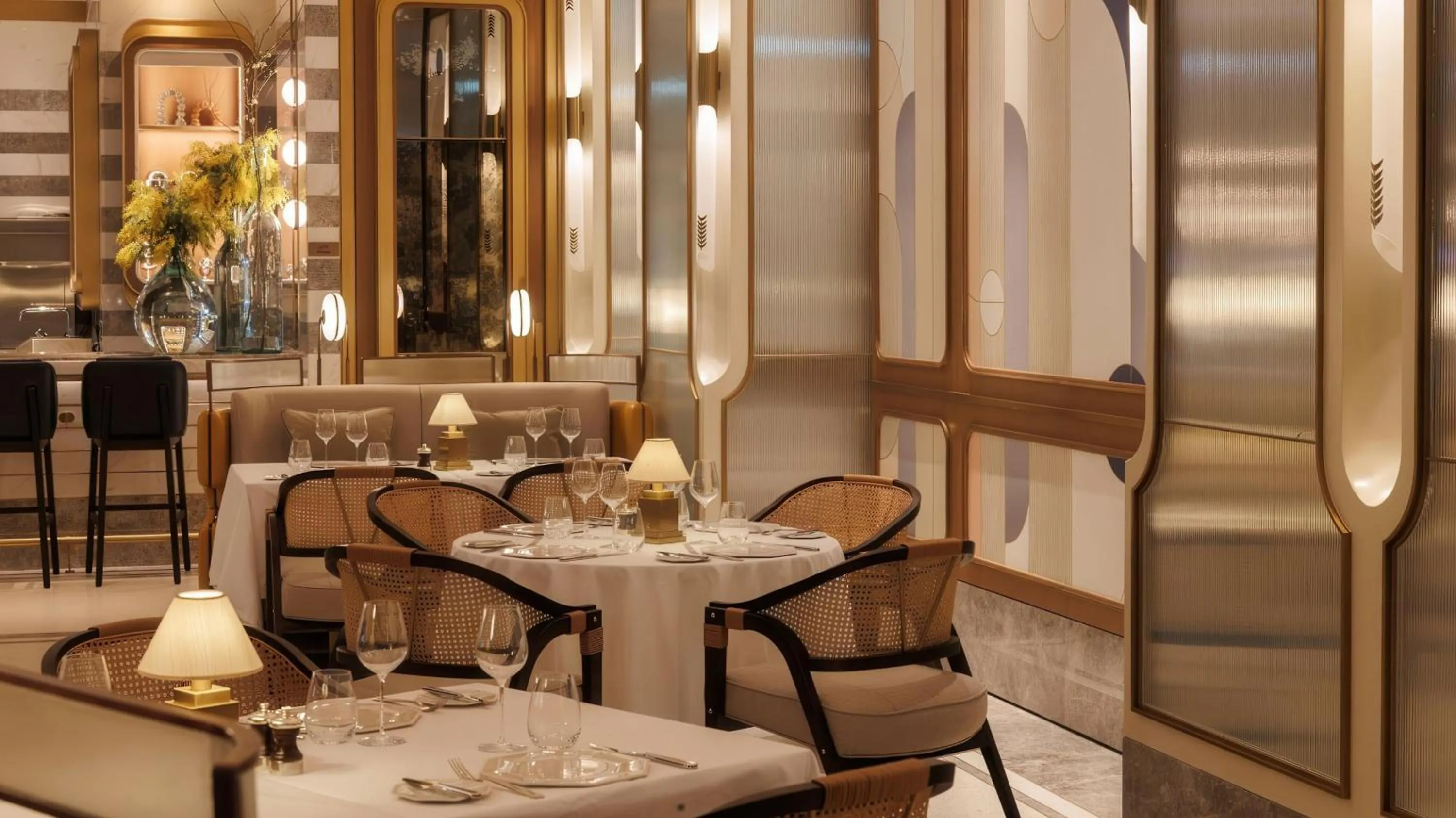 Restaurant/places to eat in Jumeirah Marsa Al Arab Dubai