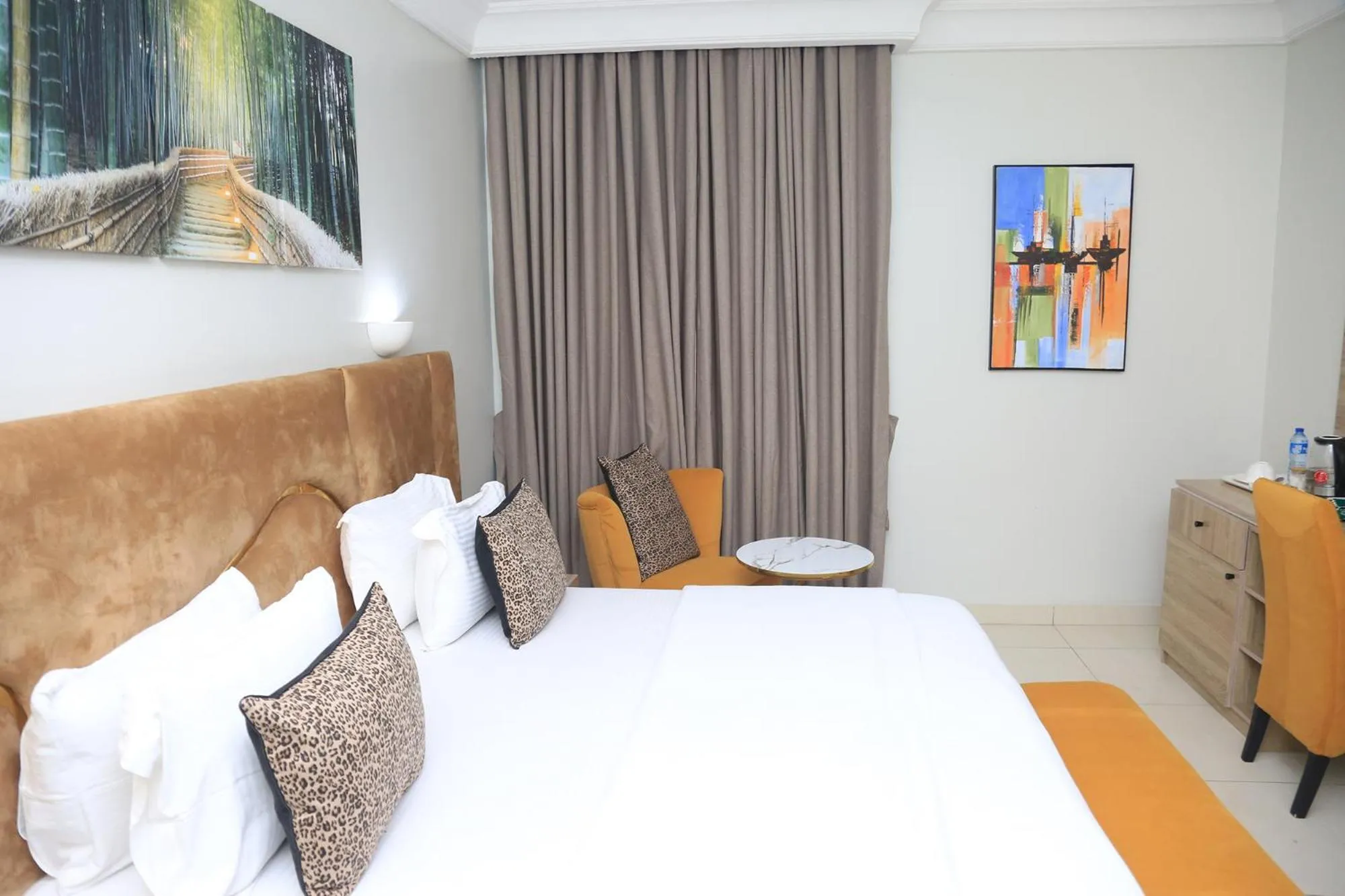 TV and multimedia, Bed in House 24