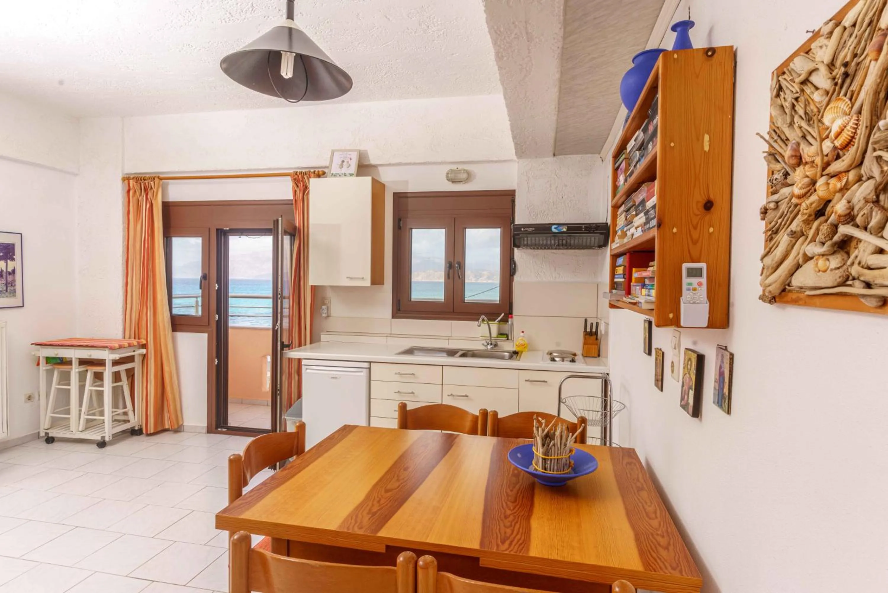 Kitchen or kitchenette in Alexander Beach Hotel