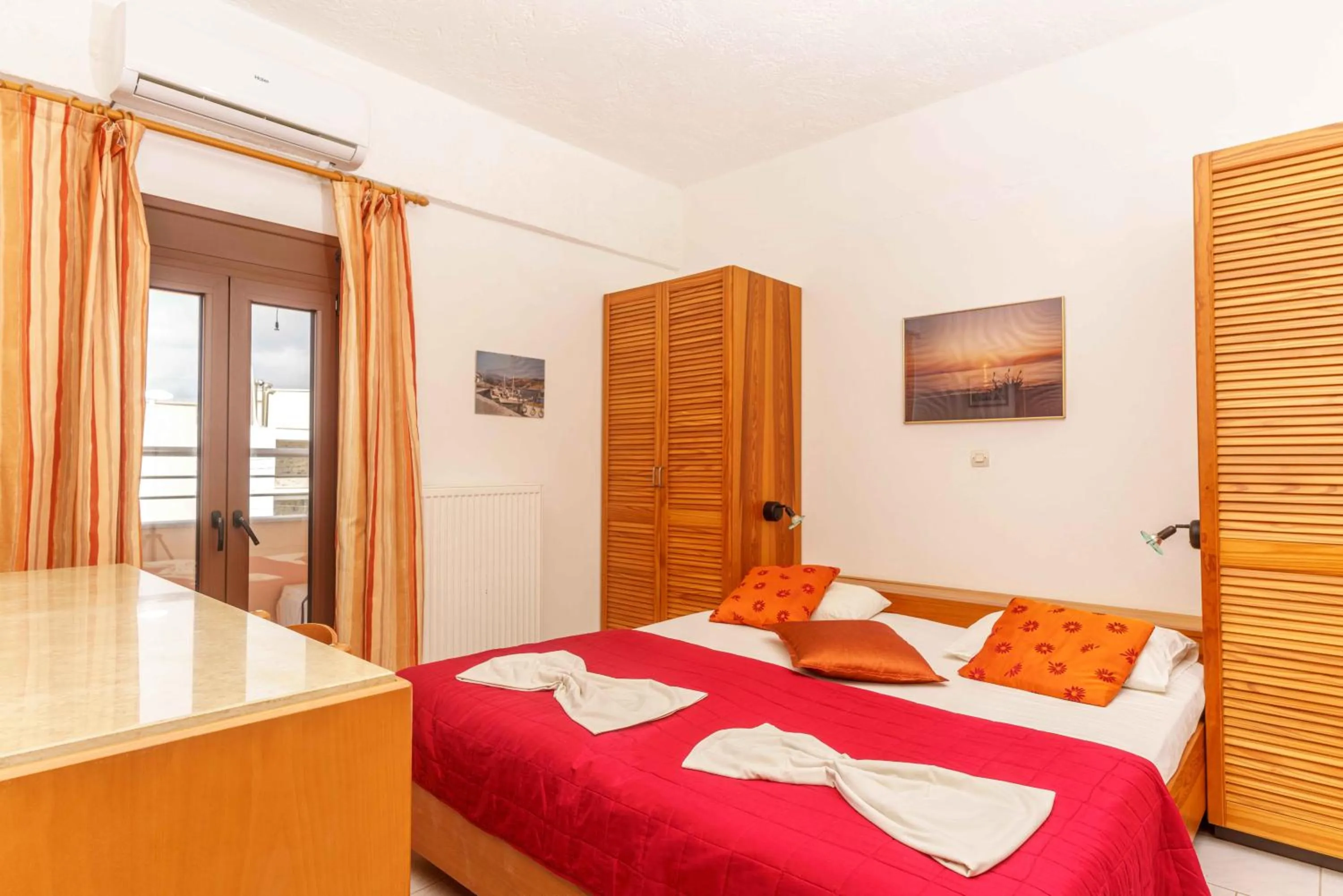 Bed in Alexander Beach Hotel