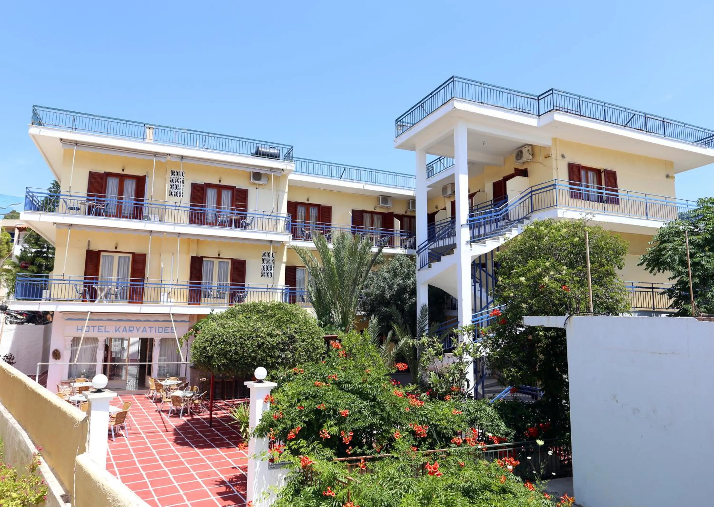 Hotel Karyatides