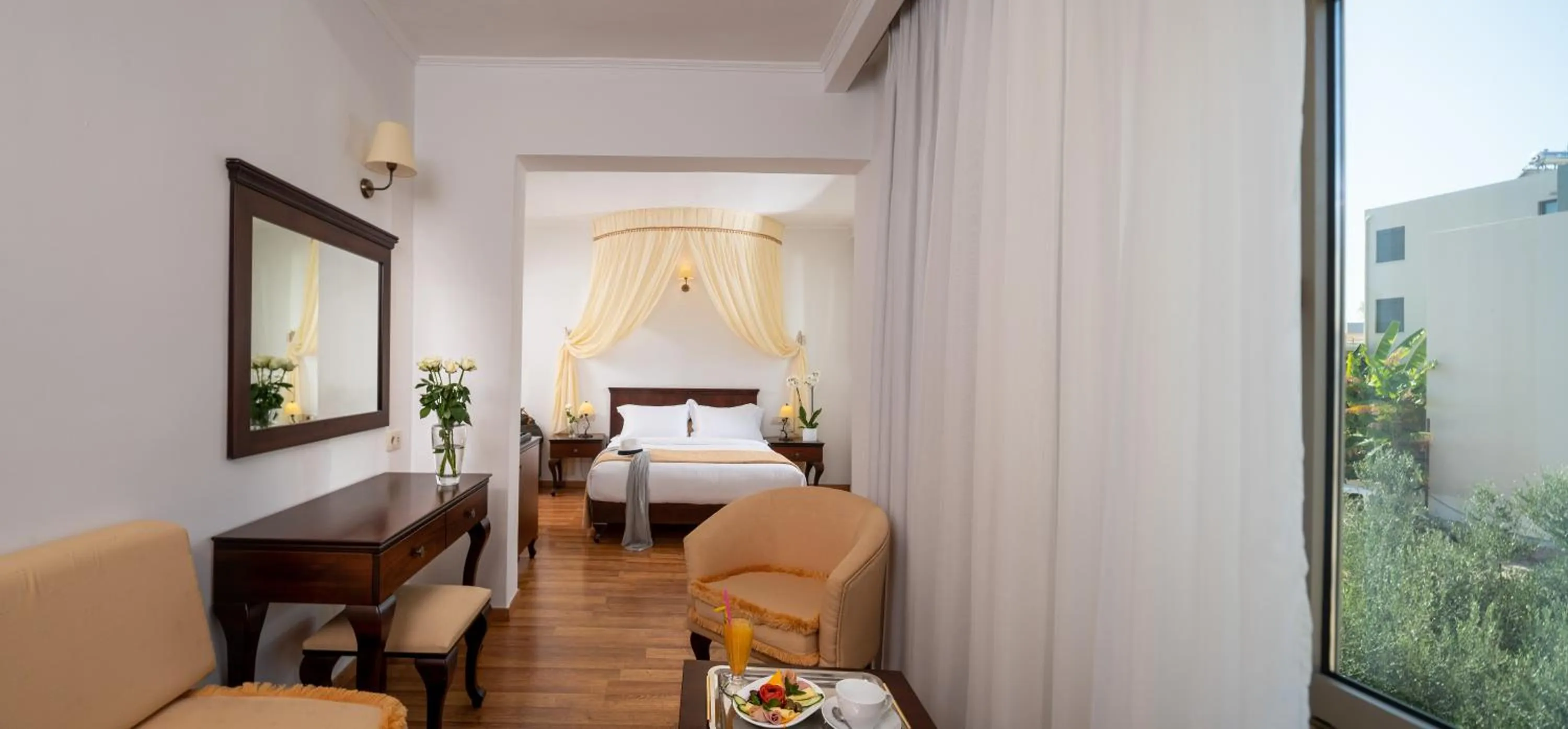 Seating area, Bed in Halepa Hotel