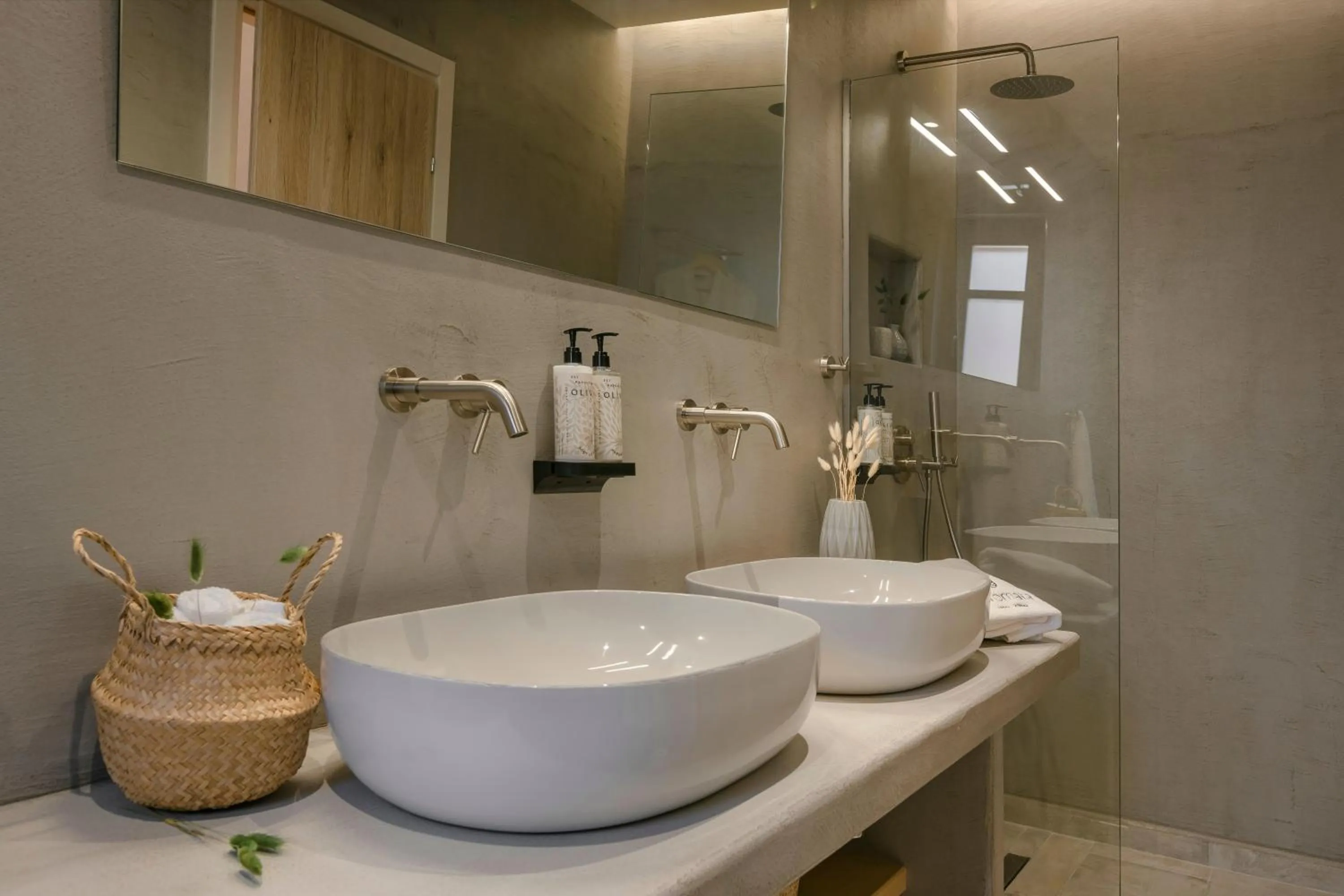 Bathroom in Chromata Assos Villas Kefalonia