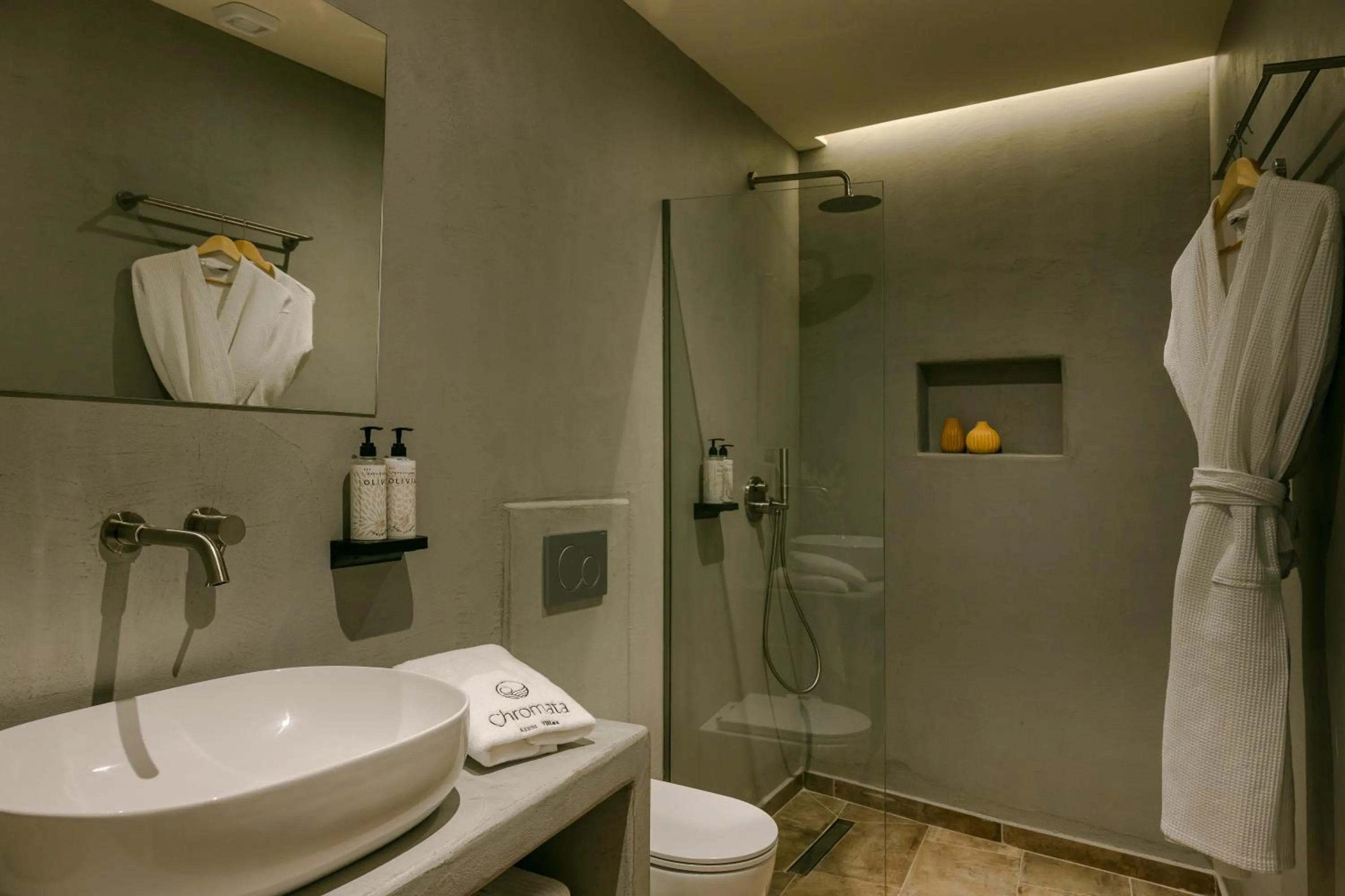 Shower in Chromata Assos Villas Kefalonia