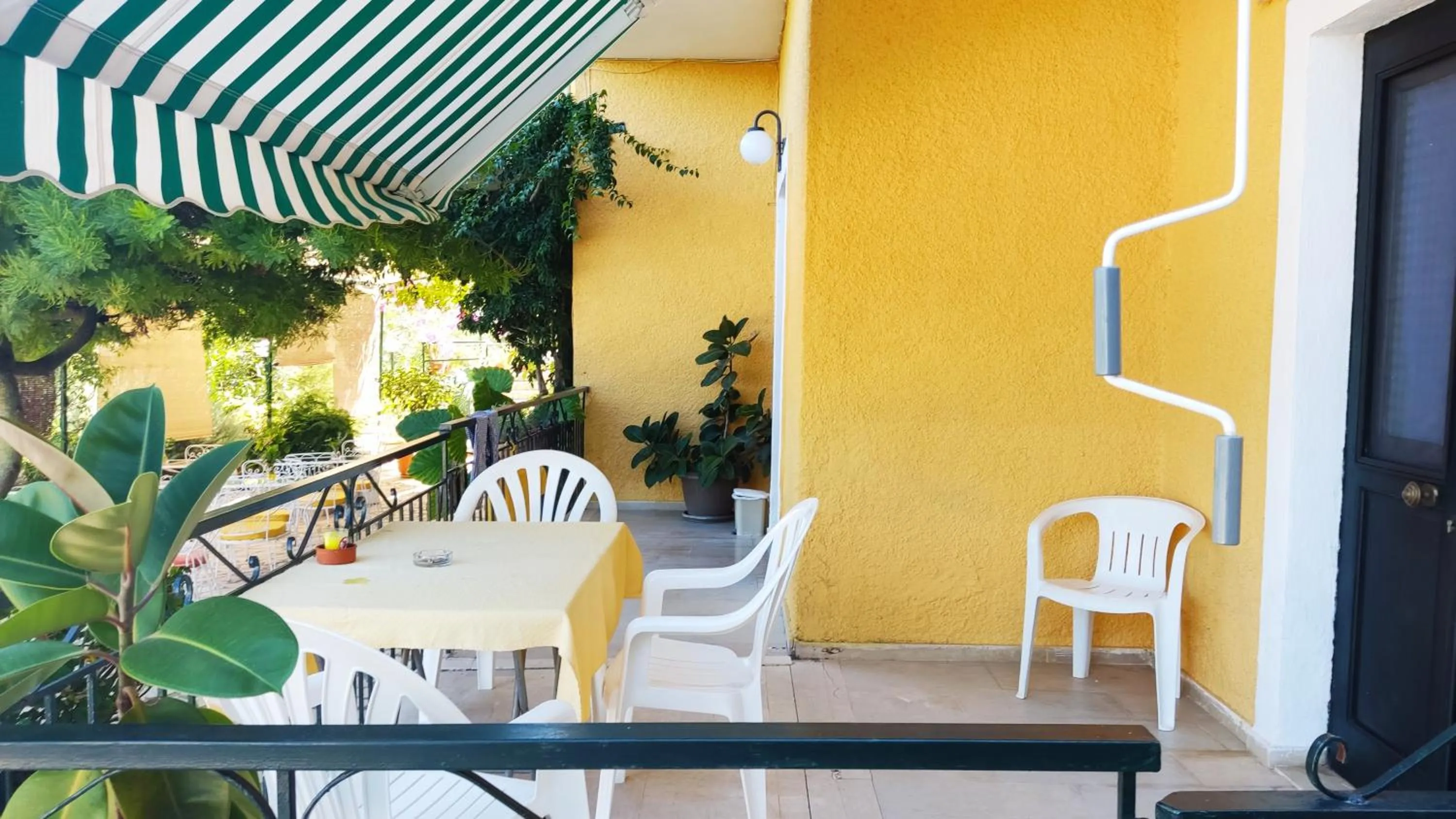 Property building in Hotel Helios Splendid