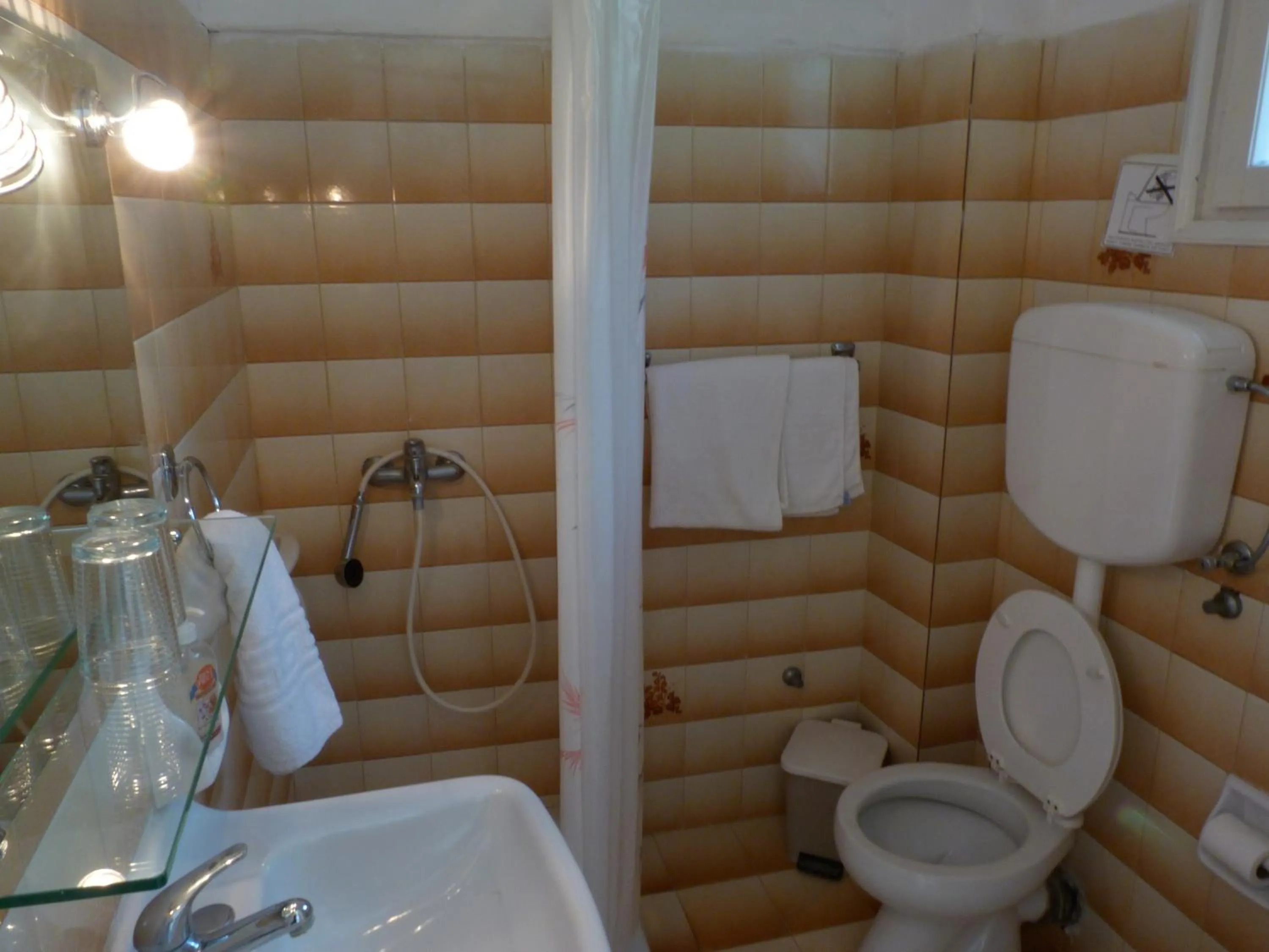 Bathroom in Hotel Helios Splendid