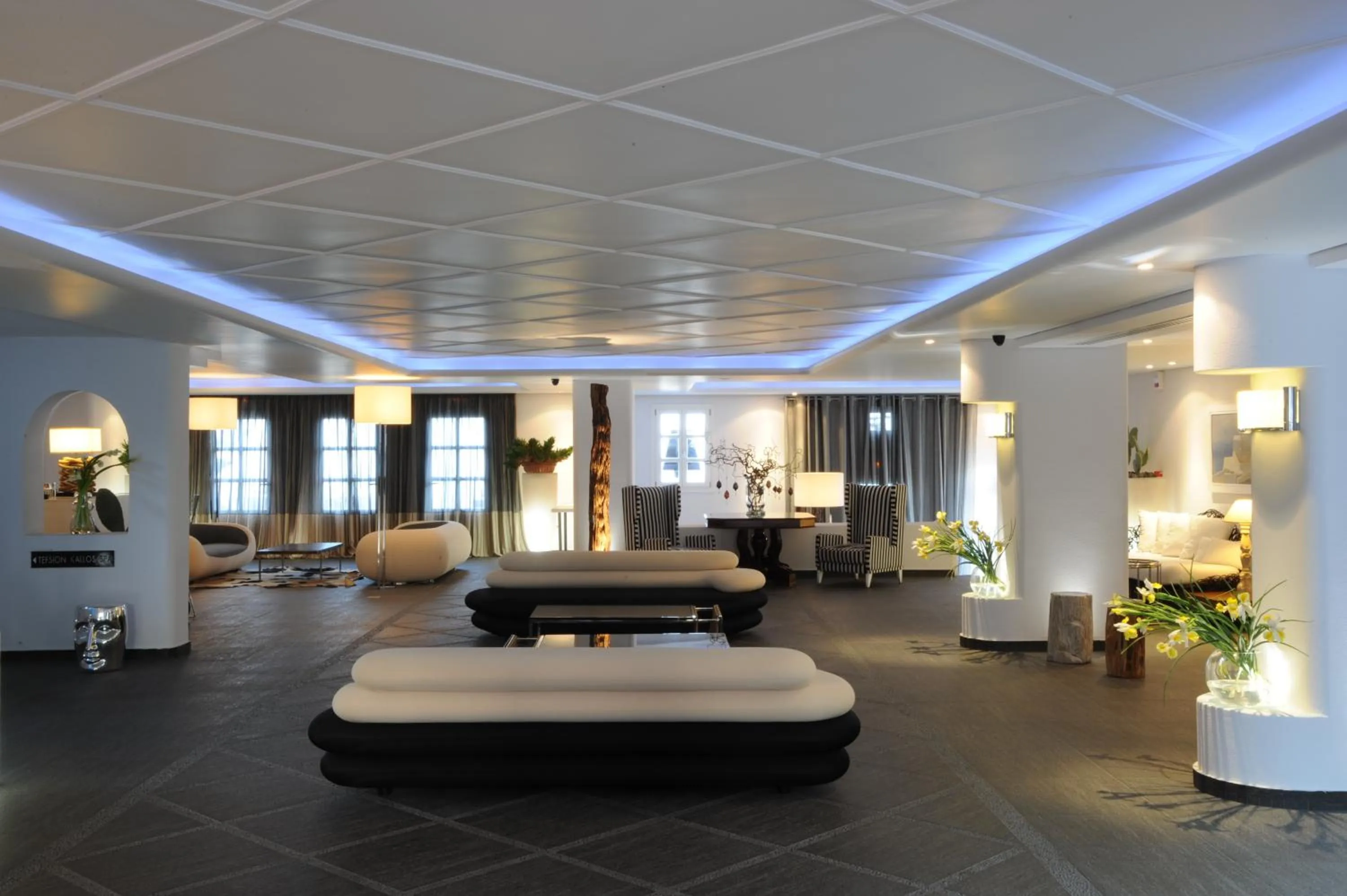 Living room in Aressana Spa Hotel & Suites - Small Luxury Hotels of the World