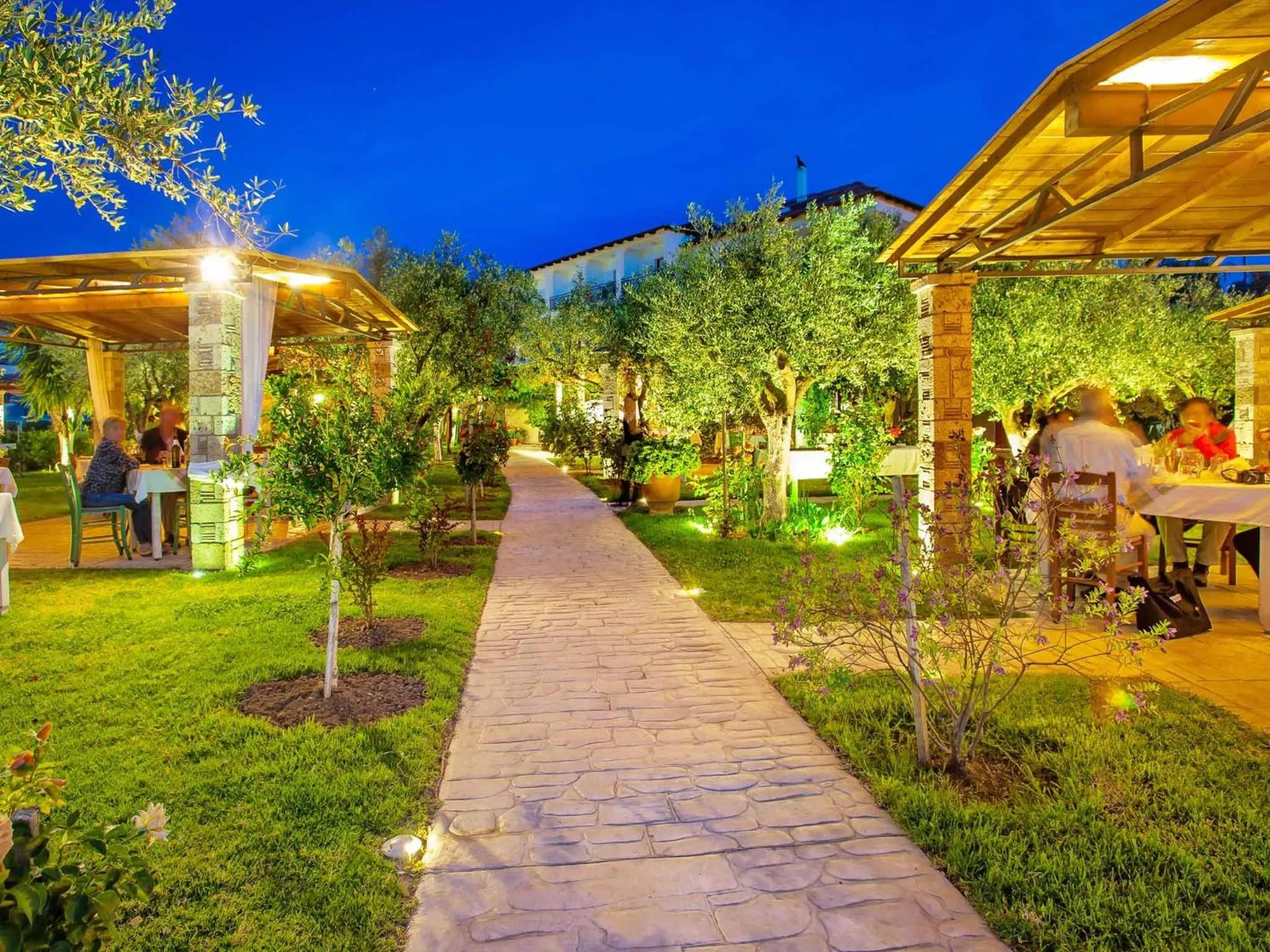 BBQ facilities in Hotel Europa Olympia