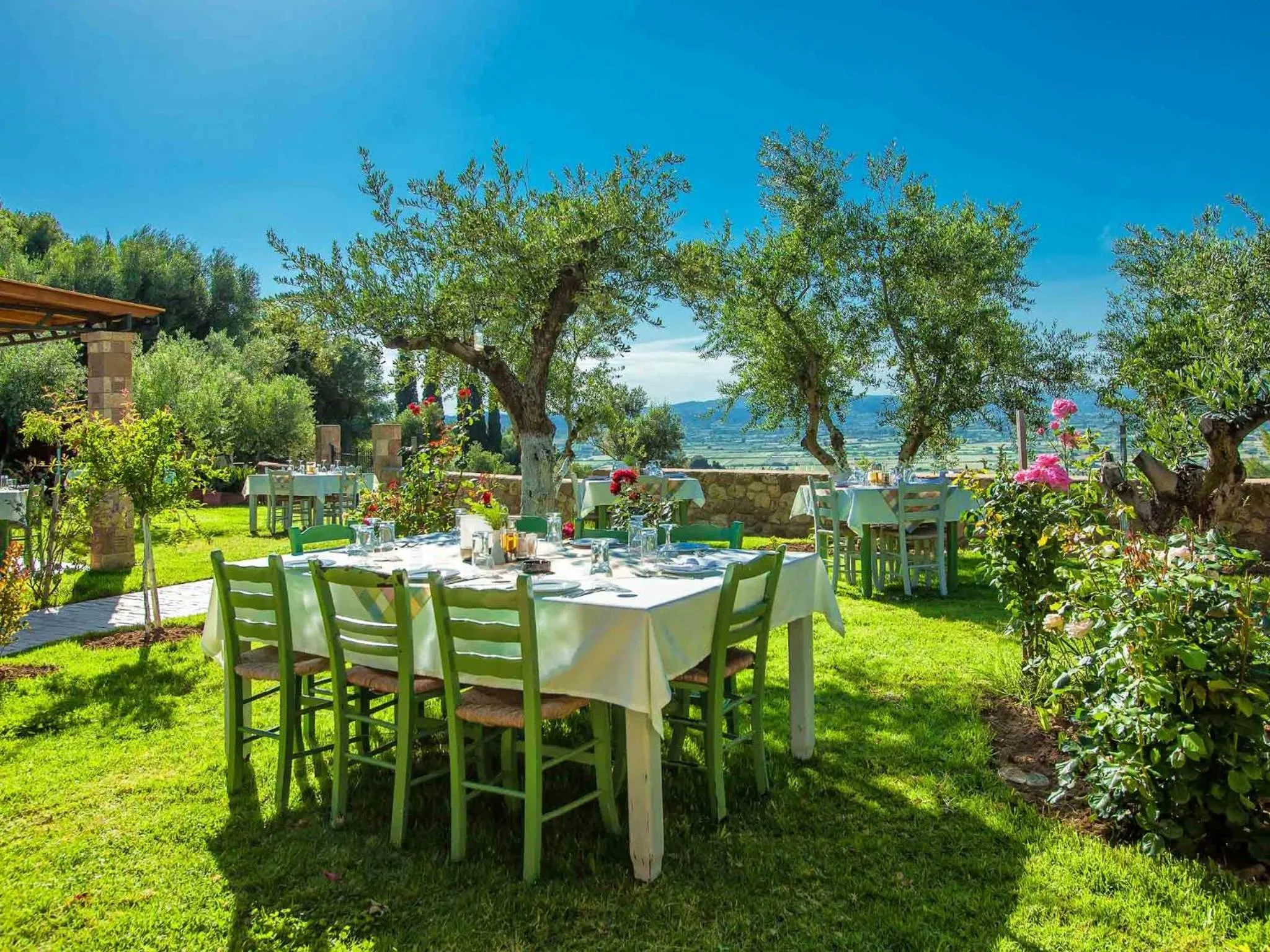 BBQ facilities in Hotel Europa Olympia