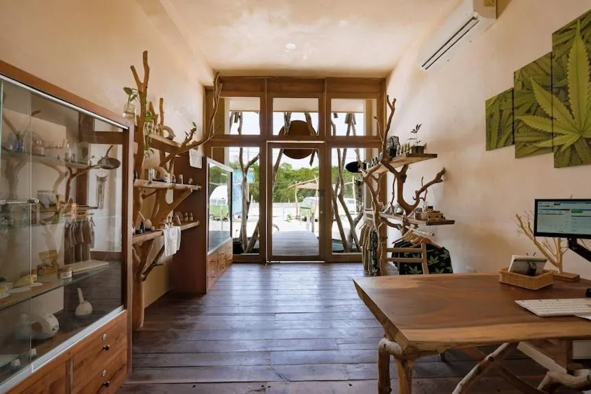 On-site shops in CervecerIa Tulum Boutique Hotel & Beer Spa