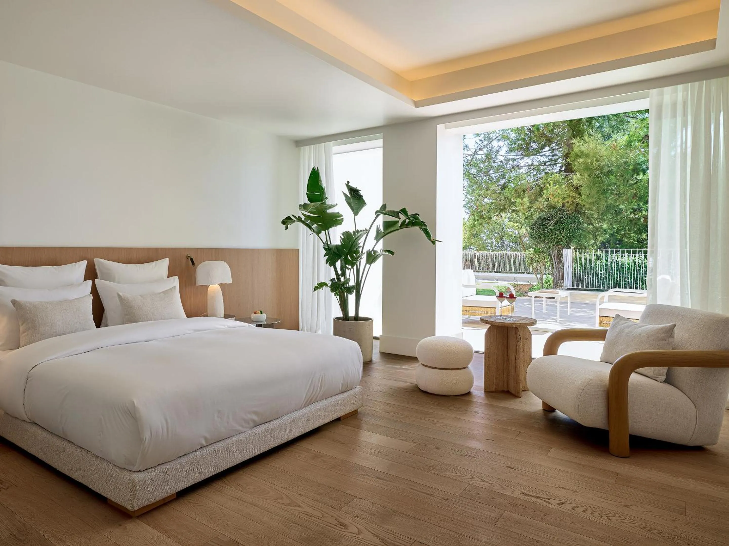 Bed in The Roc Club, A Grecotel Hotel to Live