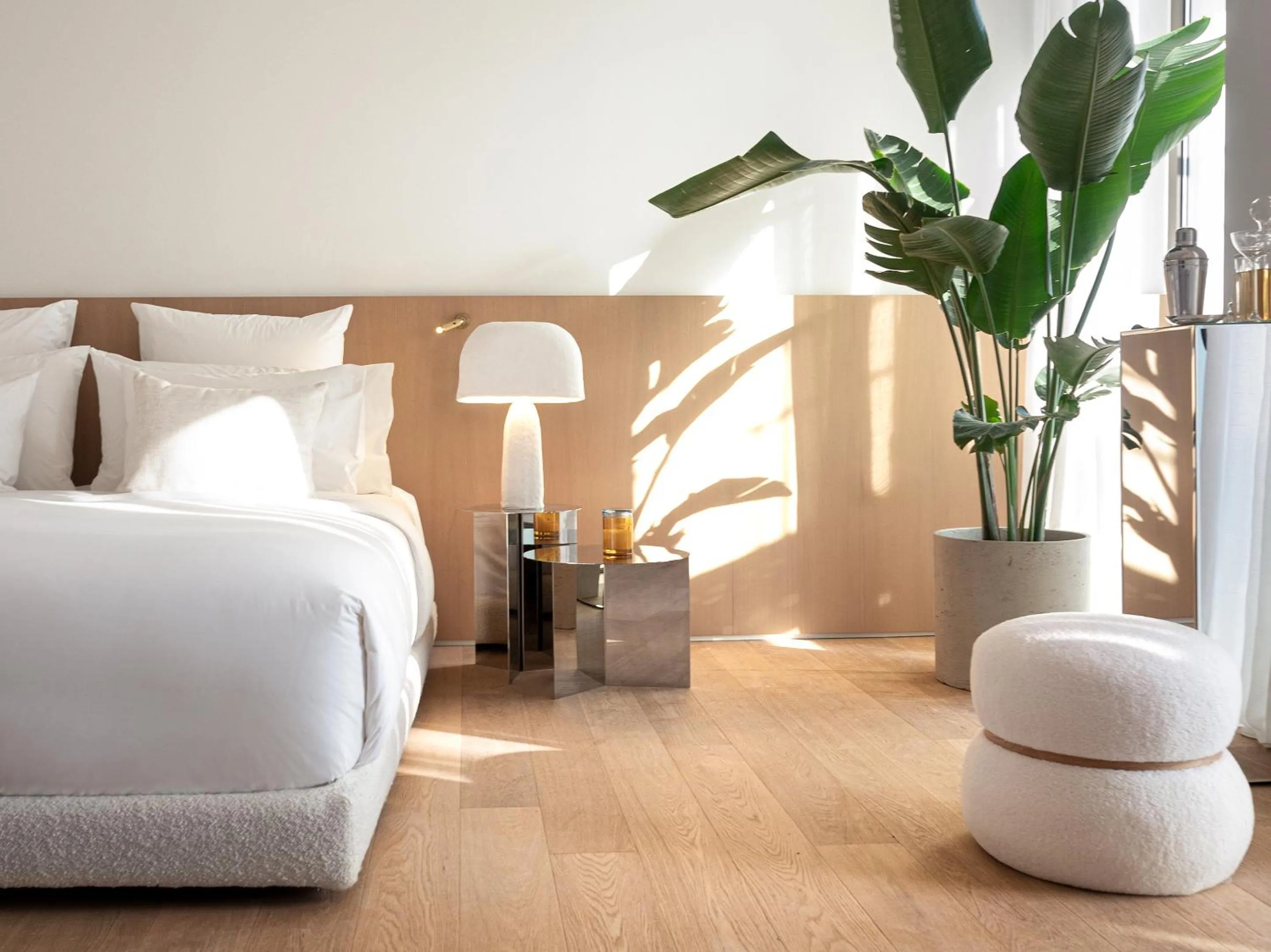 Photo of the whole room, Bed in The Roc Club, A Grecotel Hotel to Live