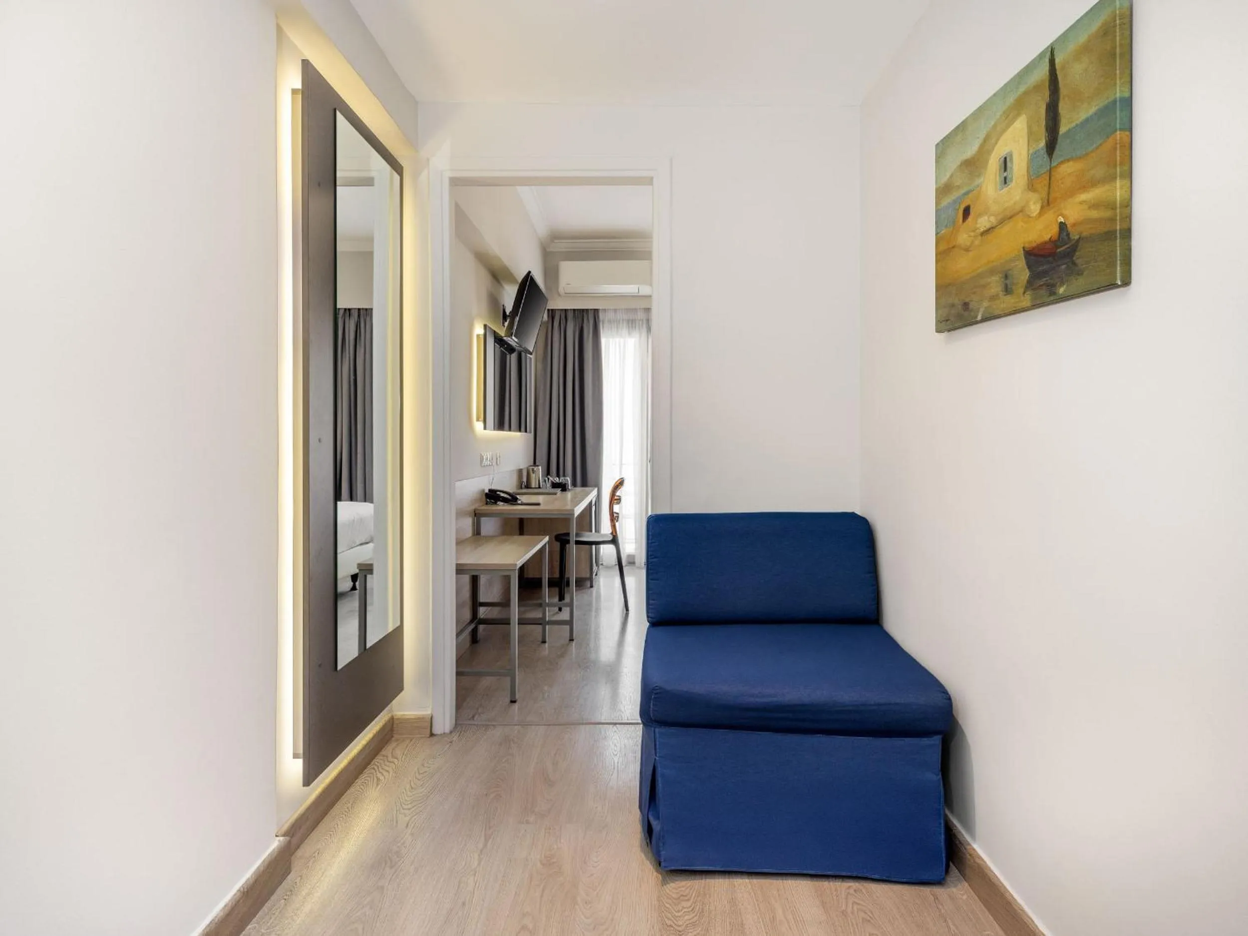 TV and multimedia in Pan Hotel