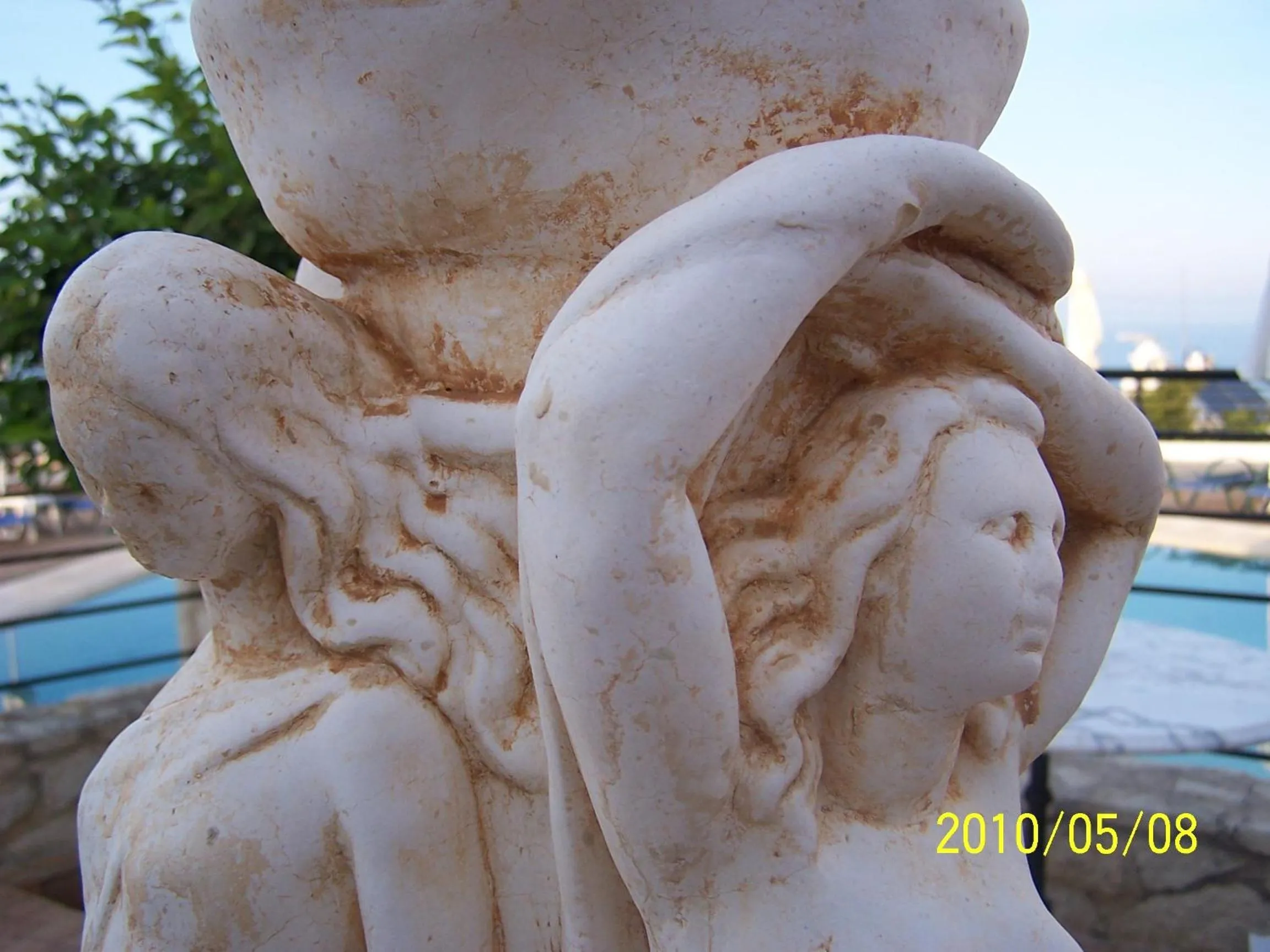 Facade/entrance in Amazones Village Suites