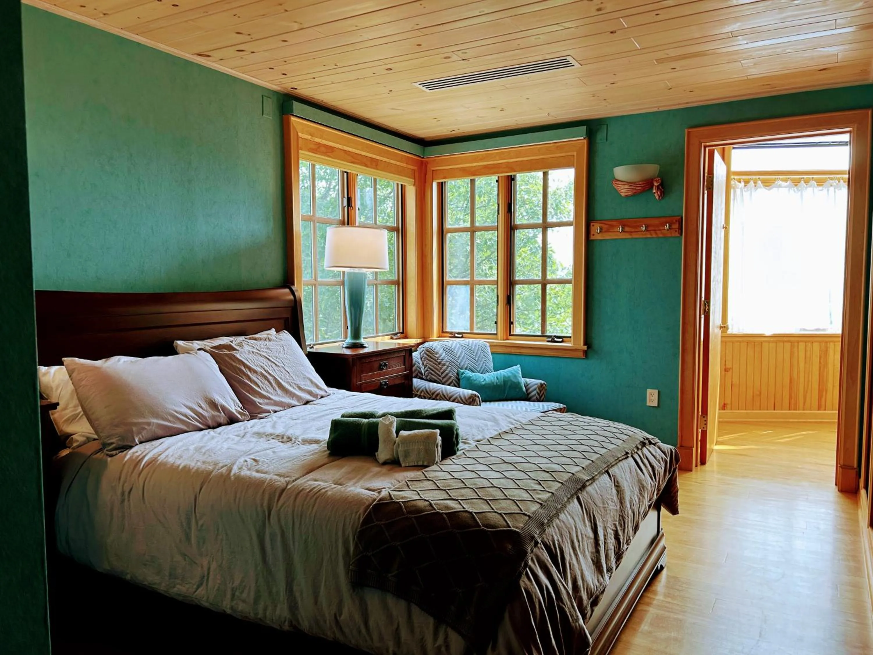 Bedroom, Bed in NewVida Preserve
