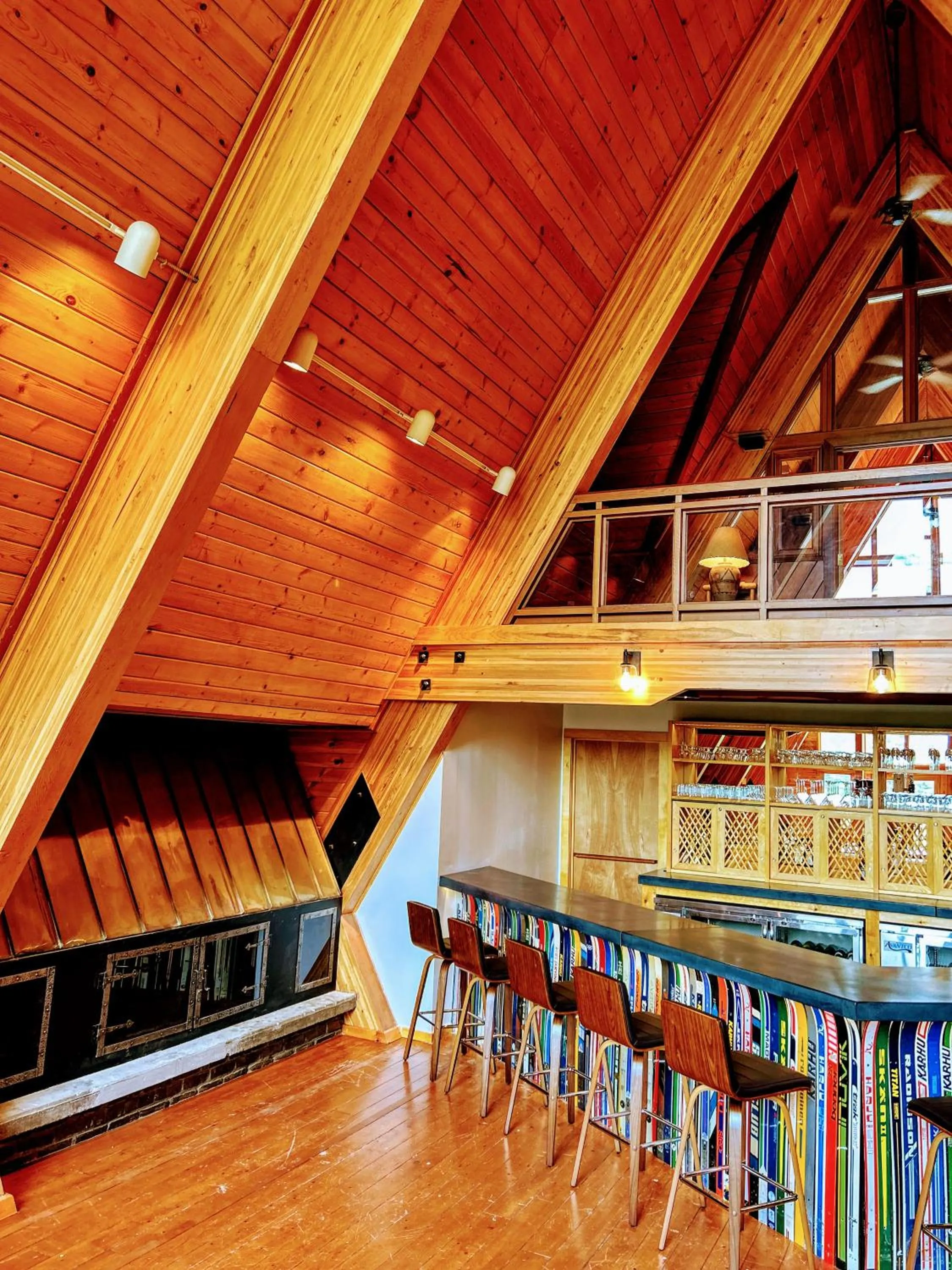 Lounge or bar in NewVida Preserve