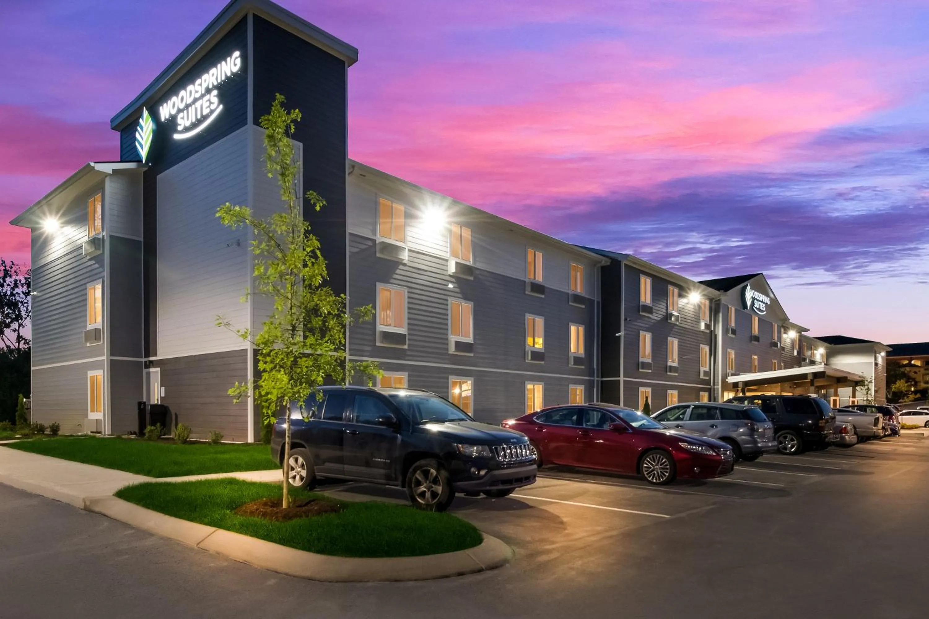 Property building in WoodSpring Suites Hermitage - Nashville Airport